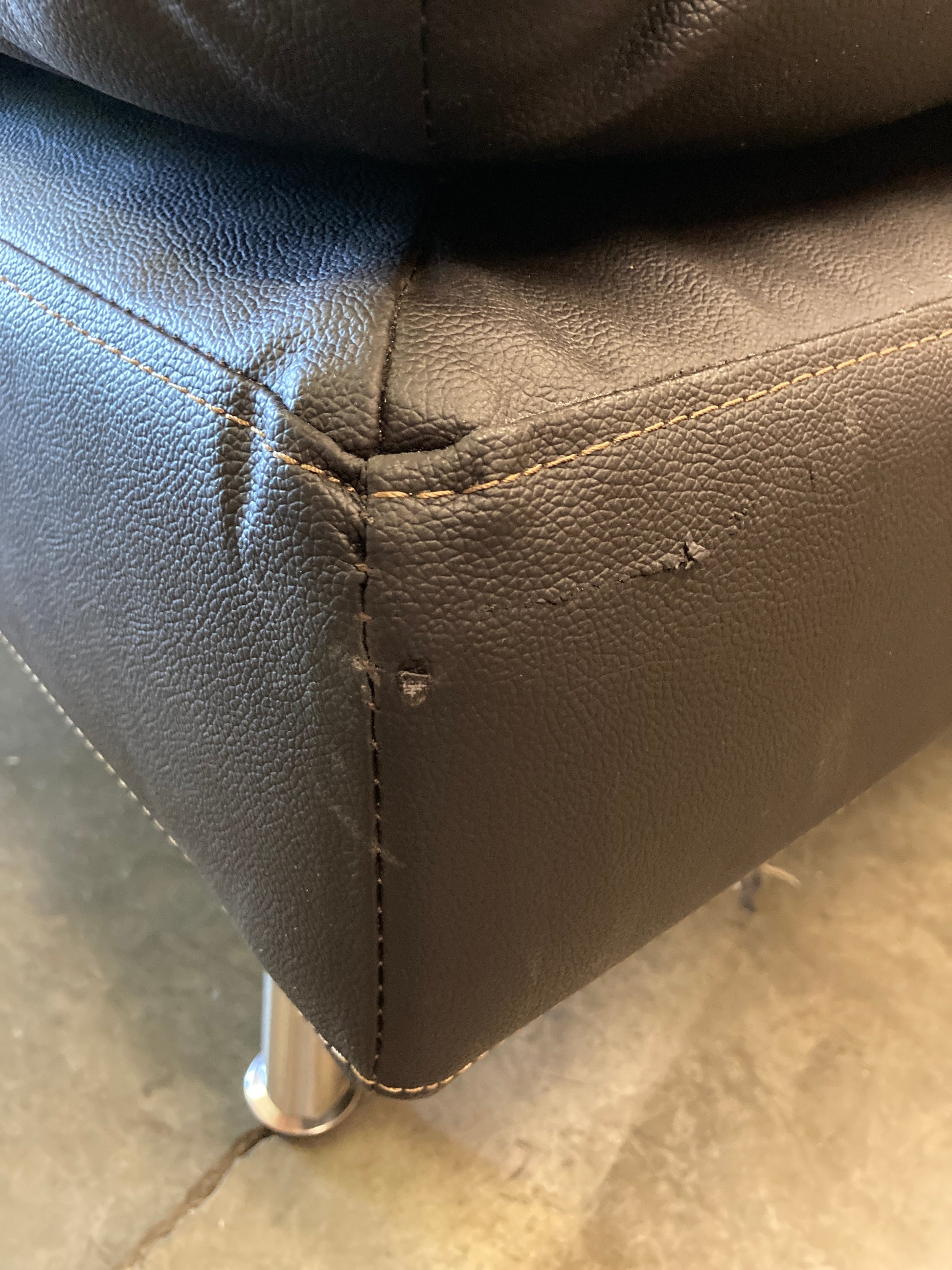 Costco - Ravenna Relax-A-Lounger Euro Lounger - Retail $750 Default Title