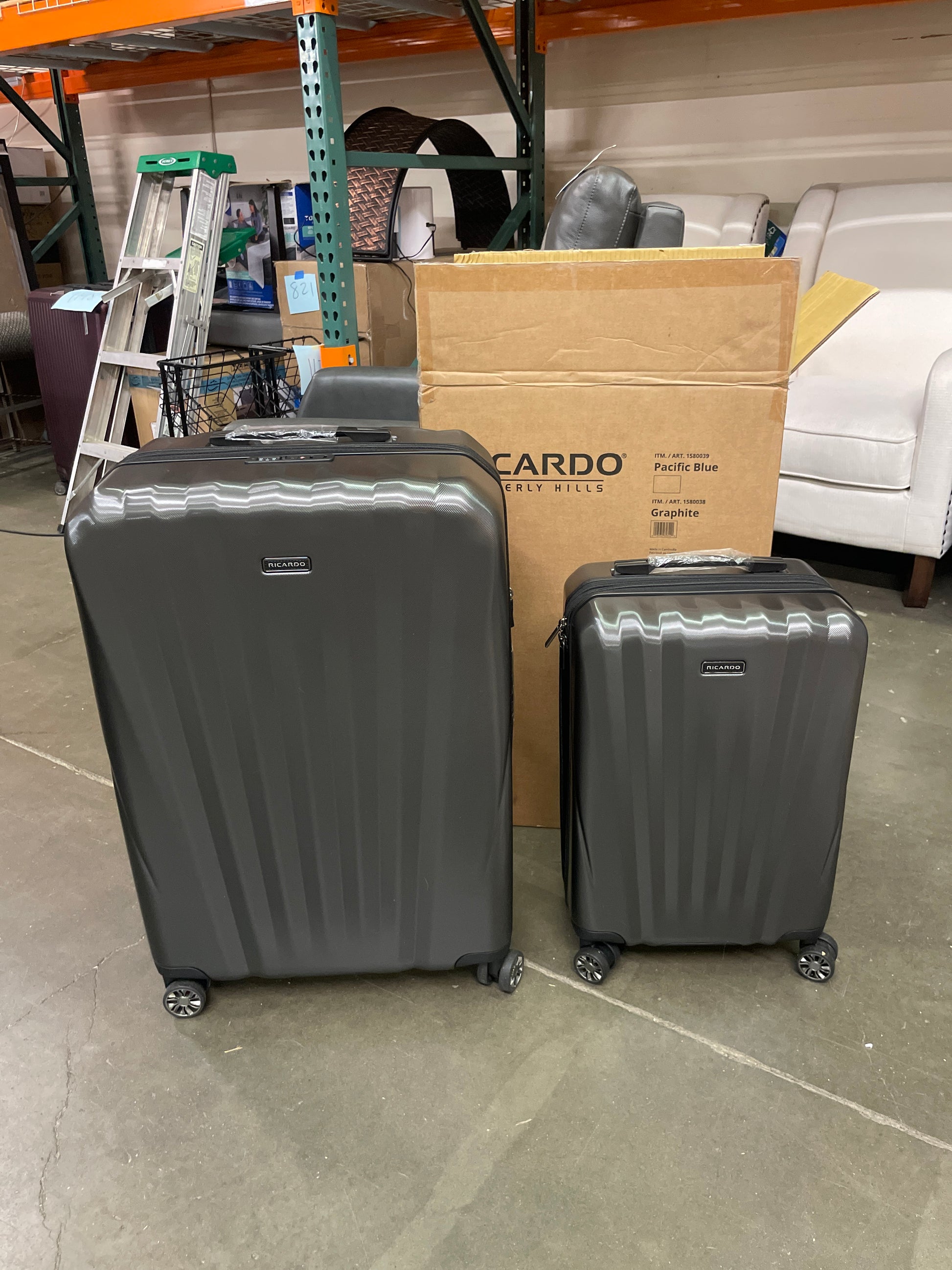 Costco - Ricardo 2-piece Hardside Luggage Set - Retail $164 Default Title