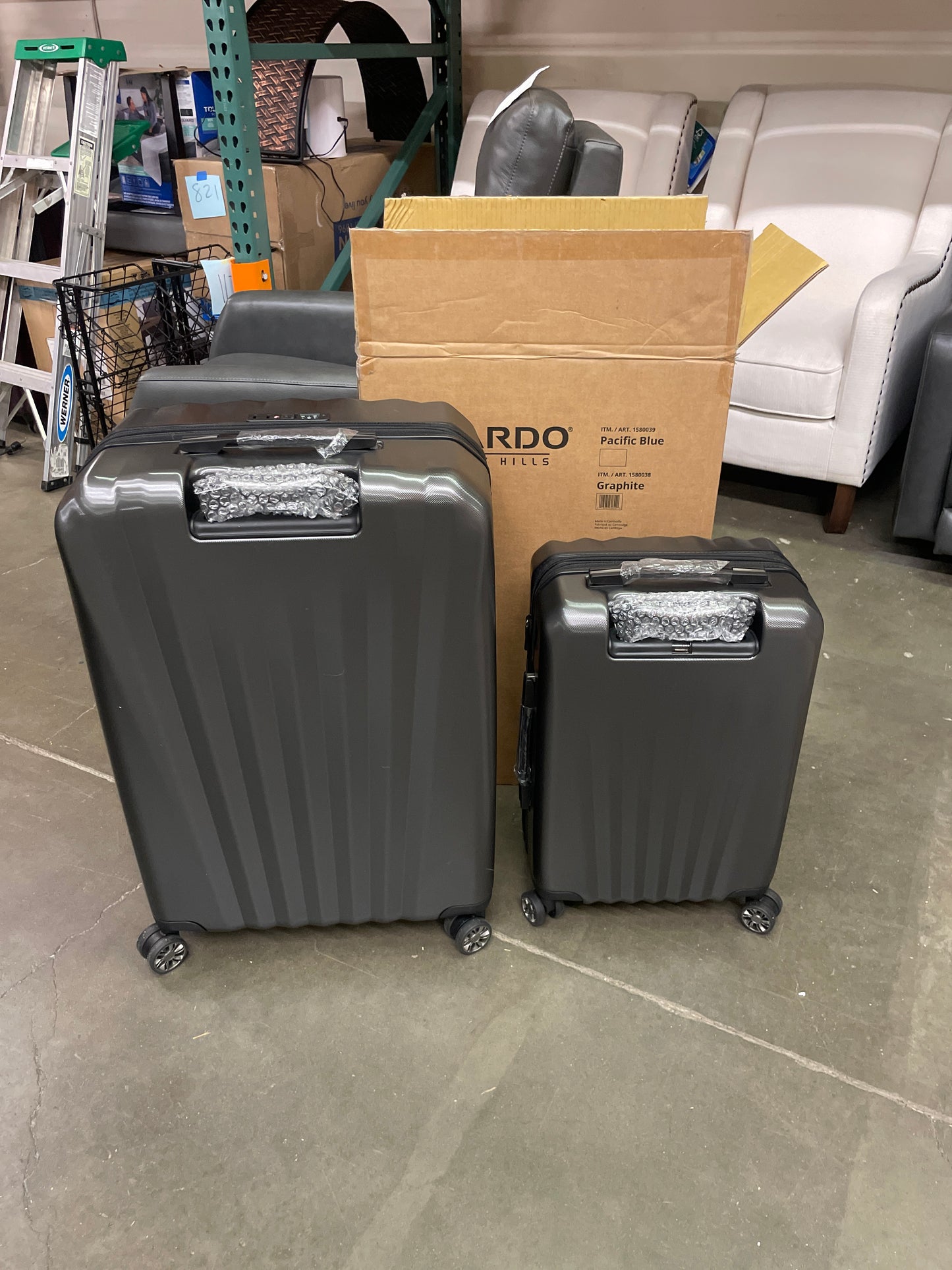Costco - Ricardo 2-piece Hardside Luggage Set - Retail $164 Default Title