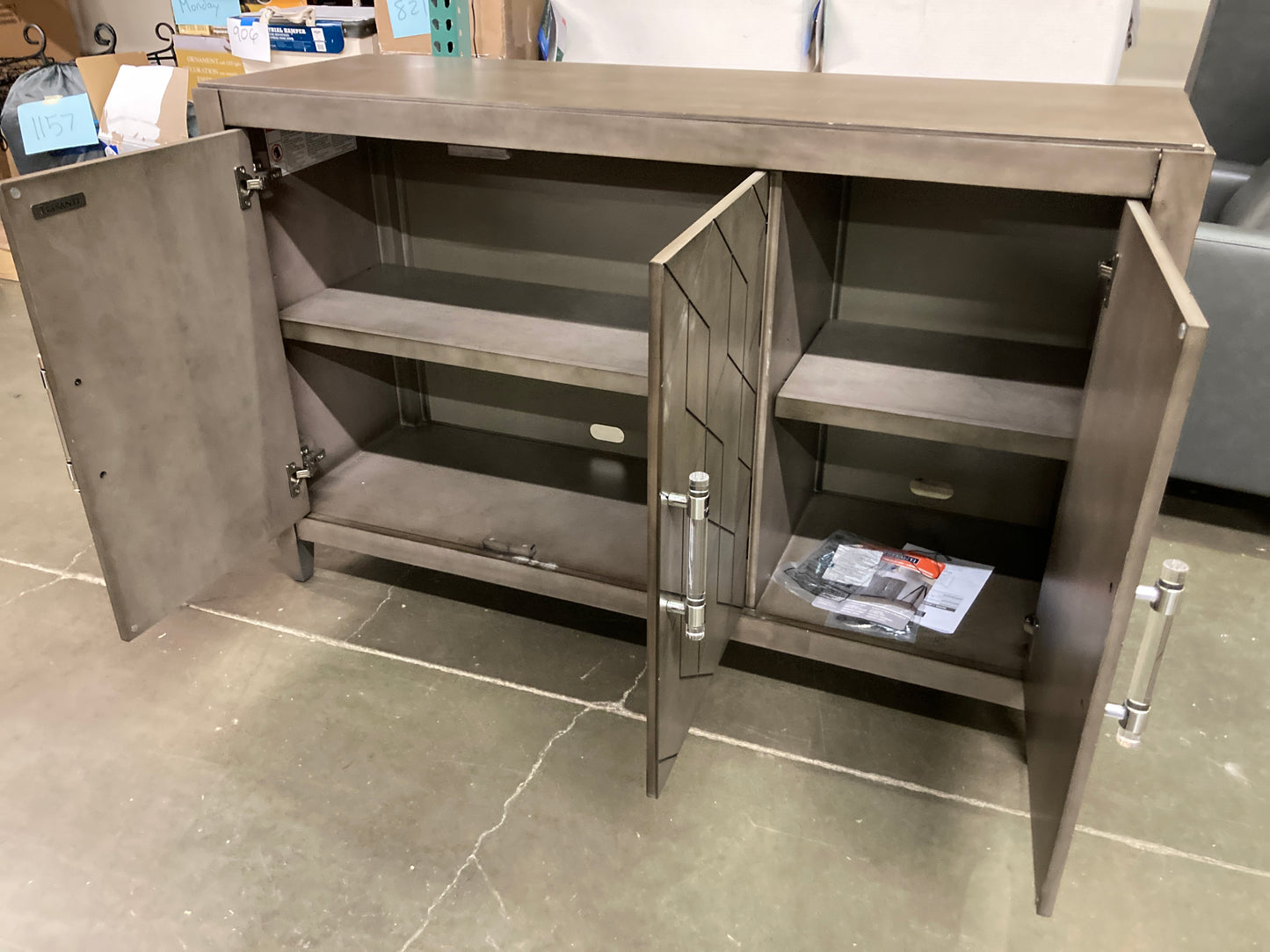 Costco - Tresanti Jayden 52" Accent Console - Retail $849 Default Title