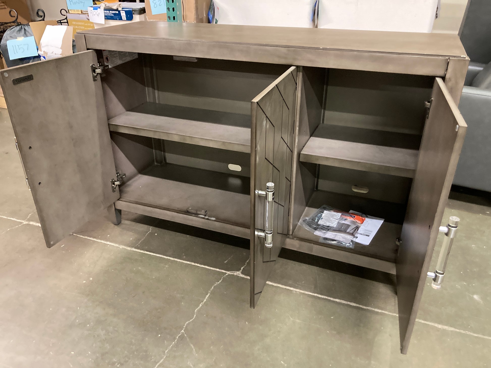Costco - Tresanti Jayden 52" Accent Console - Retail $849 Default Title