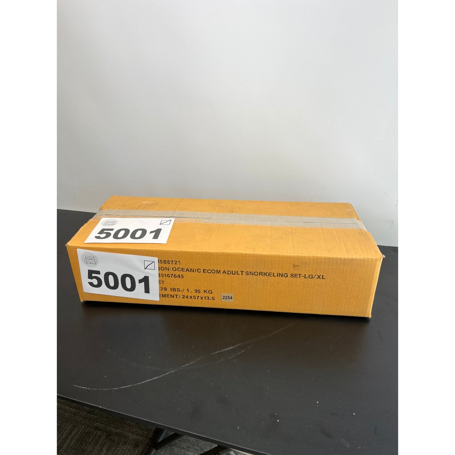 NEW - Oceanic Adult Snorkeling Set Large/X-Large - Retail $45