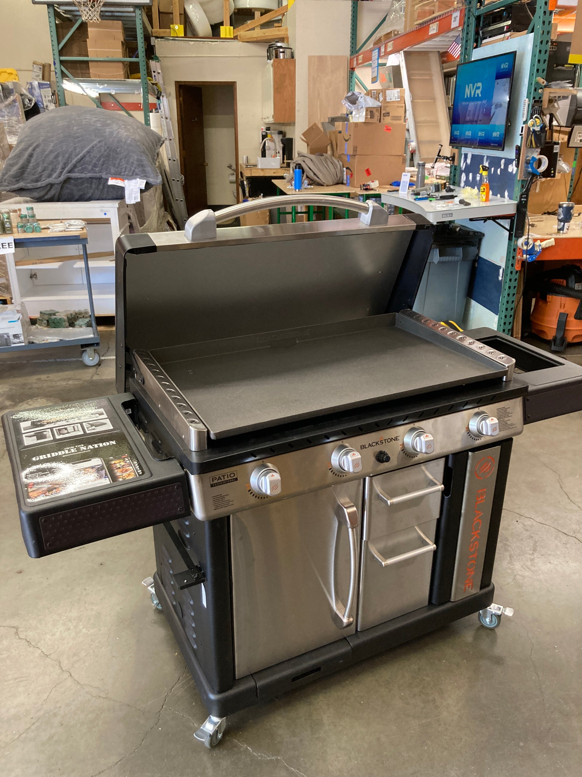 Blackstone Patio Pro 36in Cabinet Griddle w/Hood & Deluxe Tool Kit - Retail $849 Default Title