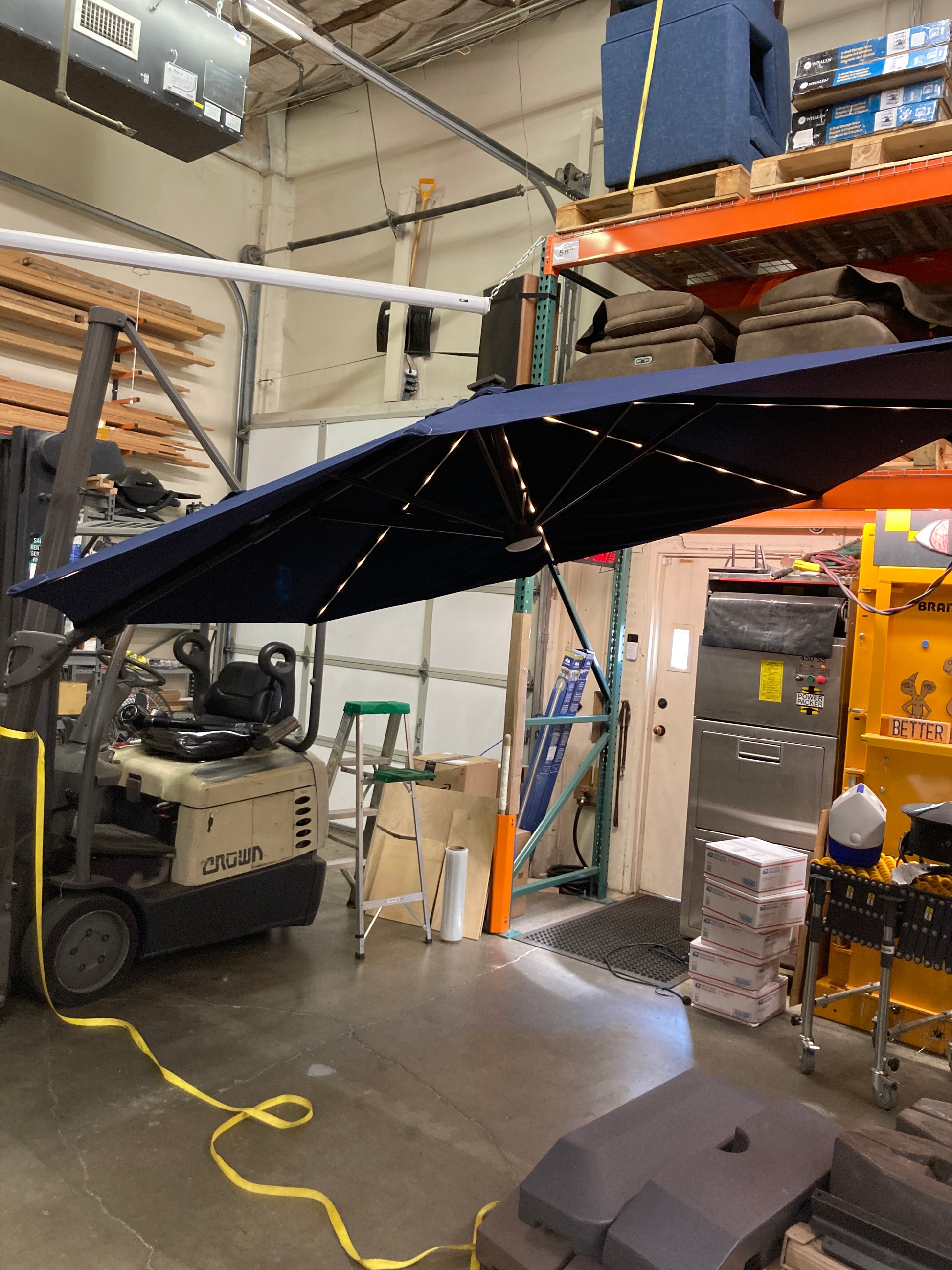 Costco - 11' LED Solar Round Cantilever Umbrella - Retail $629 Default Title