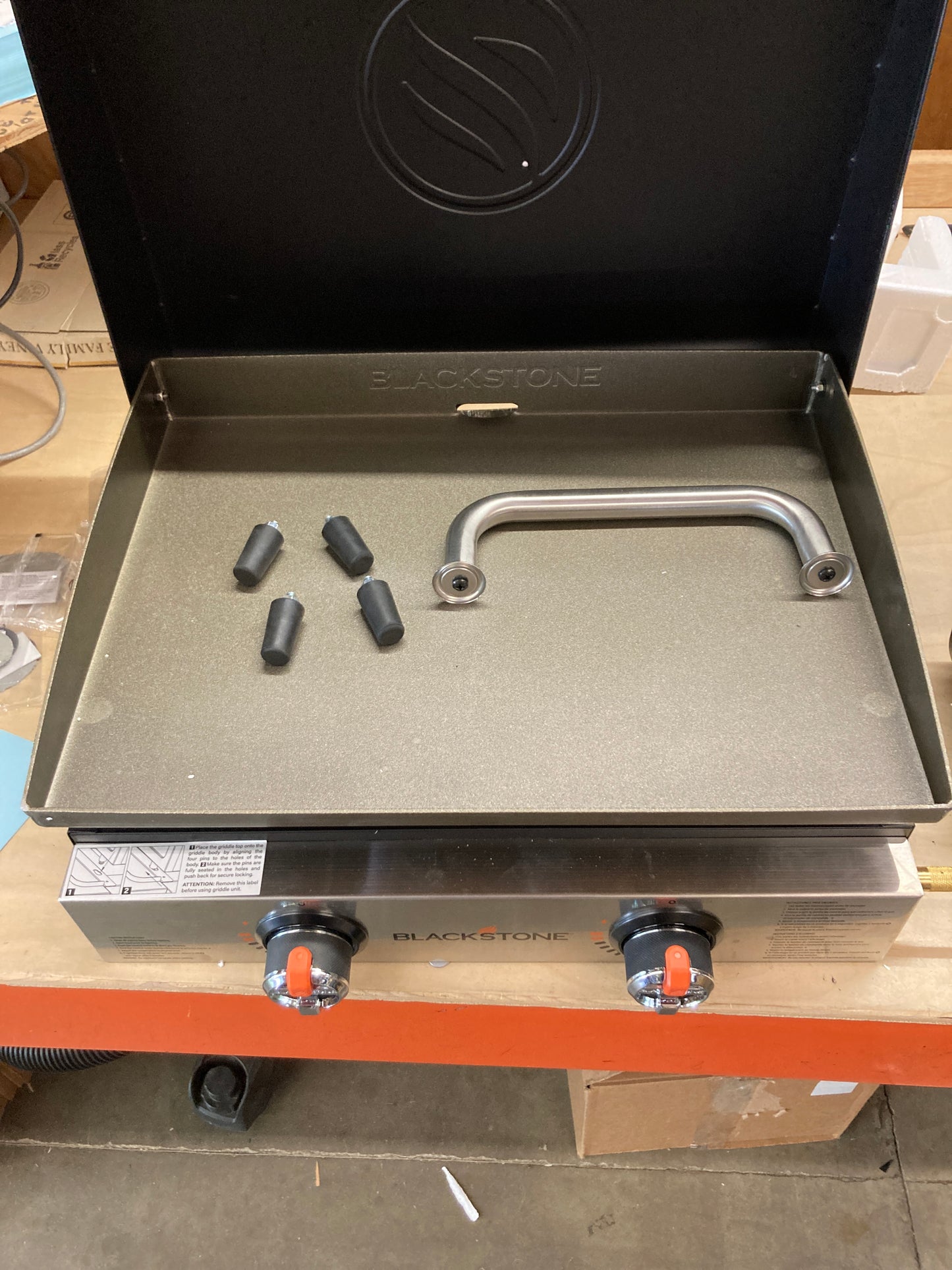 Blackstone Original 22in Griddle w/Hood and Carry Bag - retail $199 Default Title