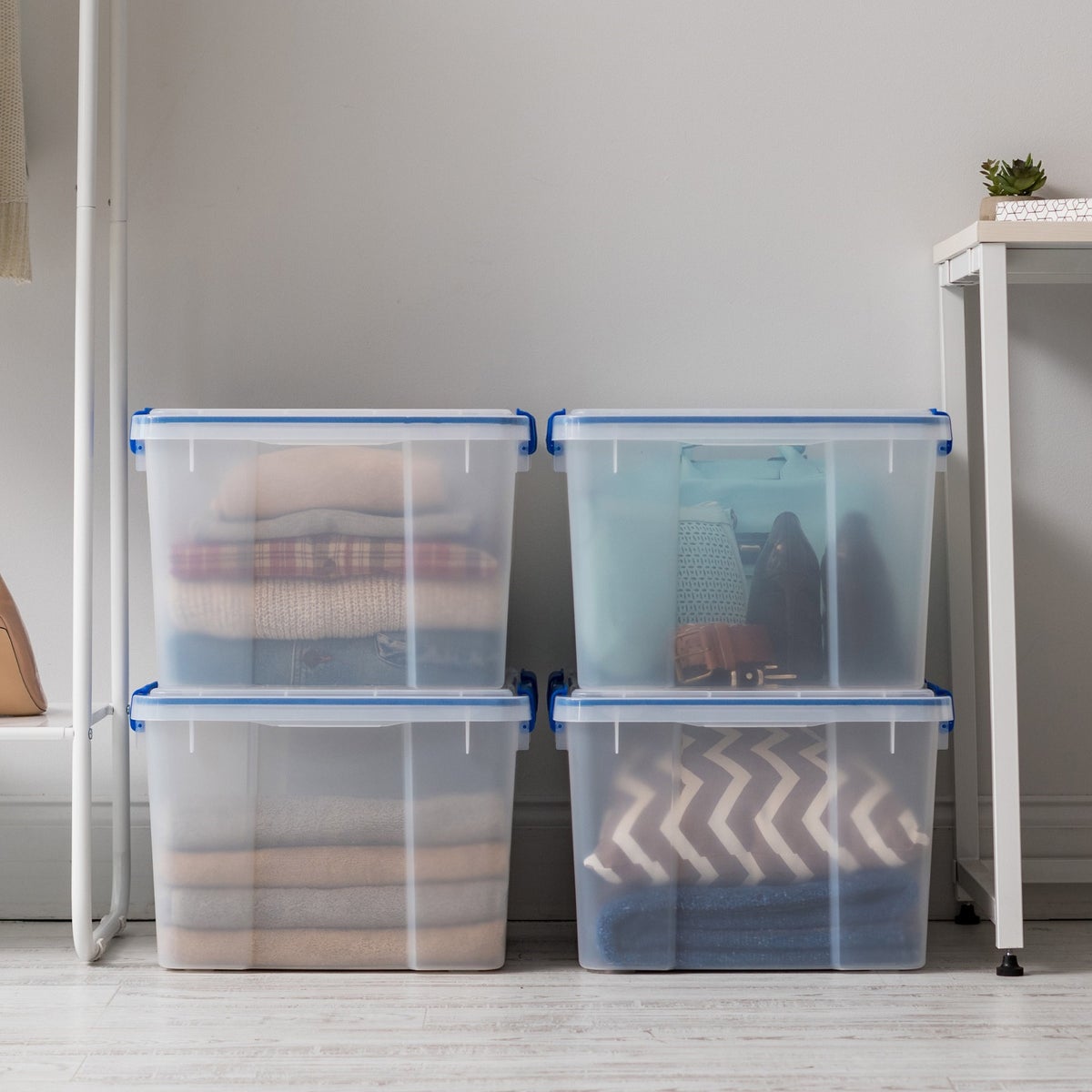 IRIS 44 Quart WeatherPro-Seal Storage Bin, 4-pack - Retail $50