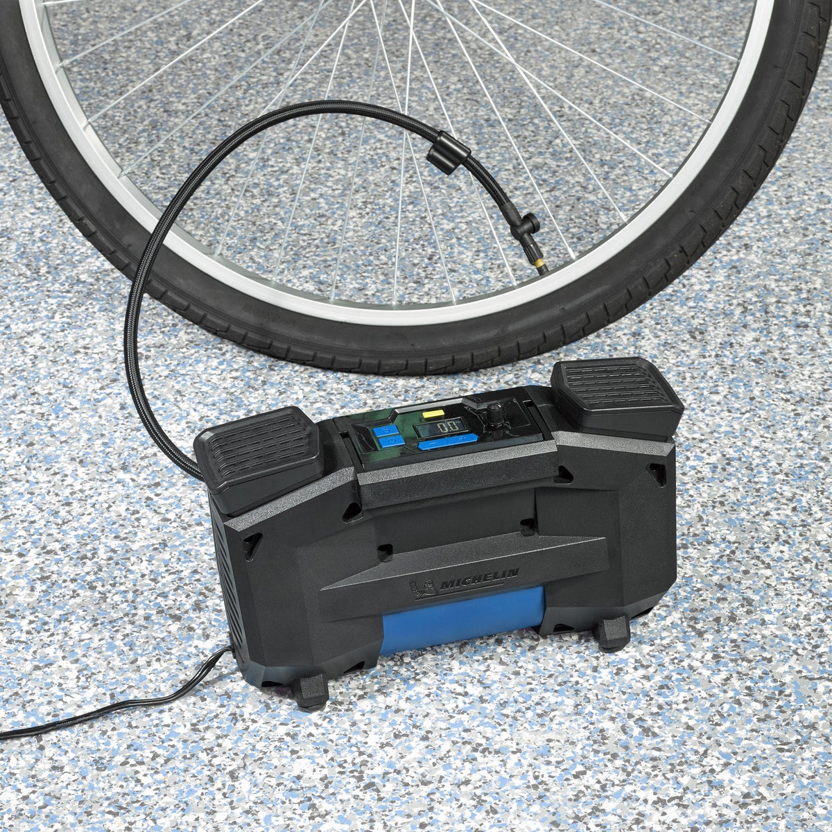 Michelin Programmable Super-Fast Double Piston Digital Tire Inflator