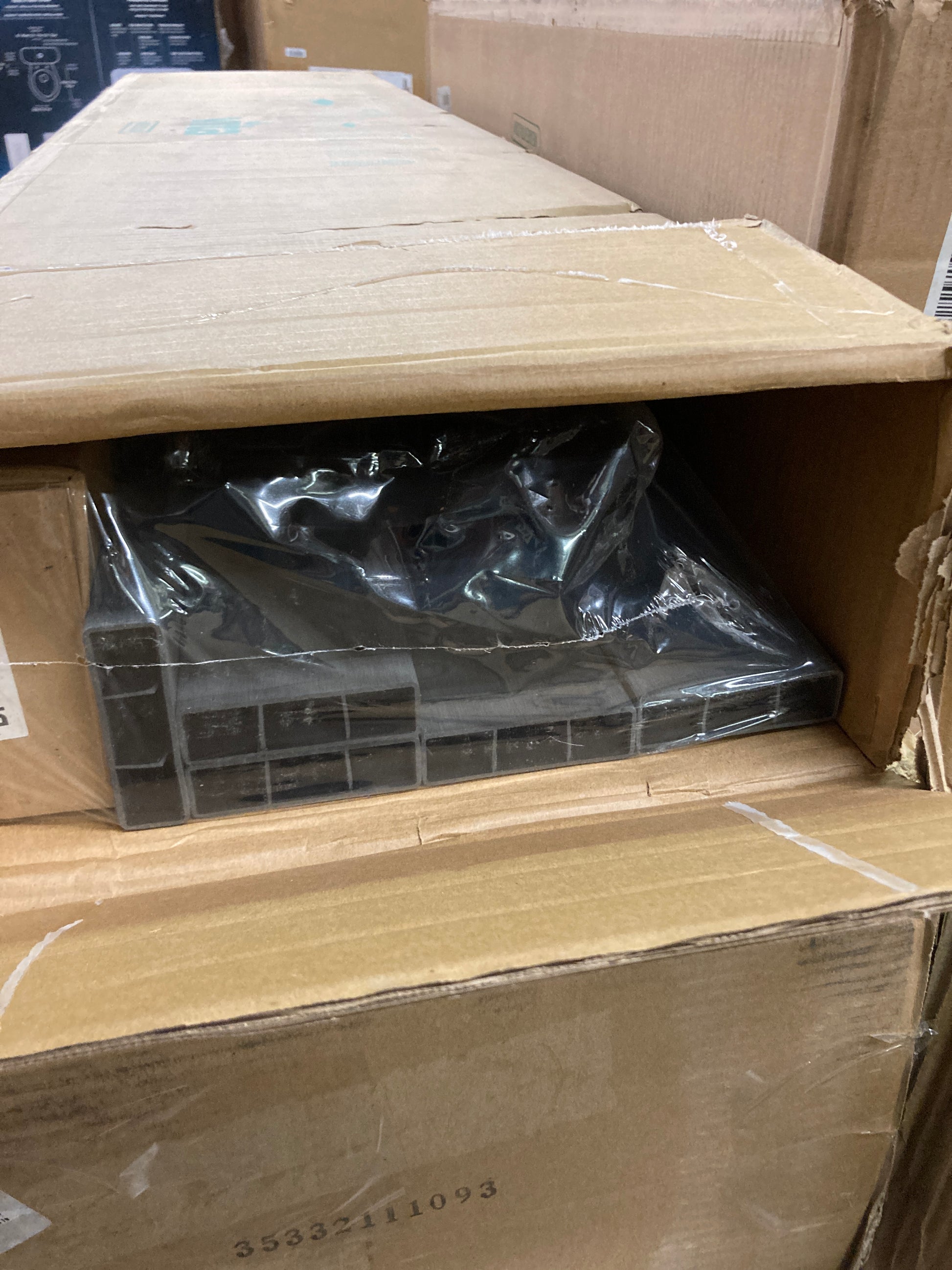 Costco - Vita Urbana 11' Parklette Planter Combo with Trellis - Retail $799 Default Title