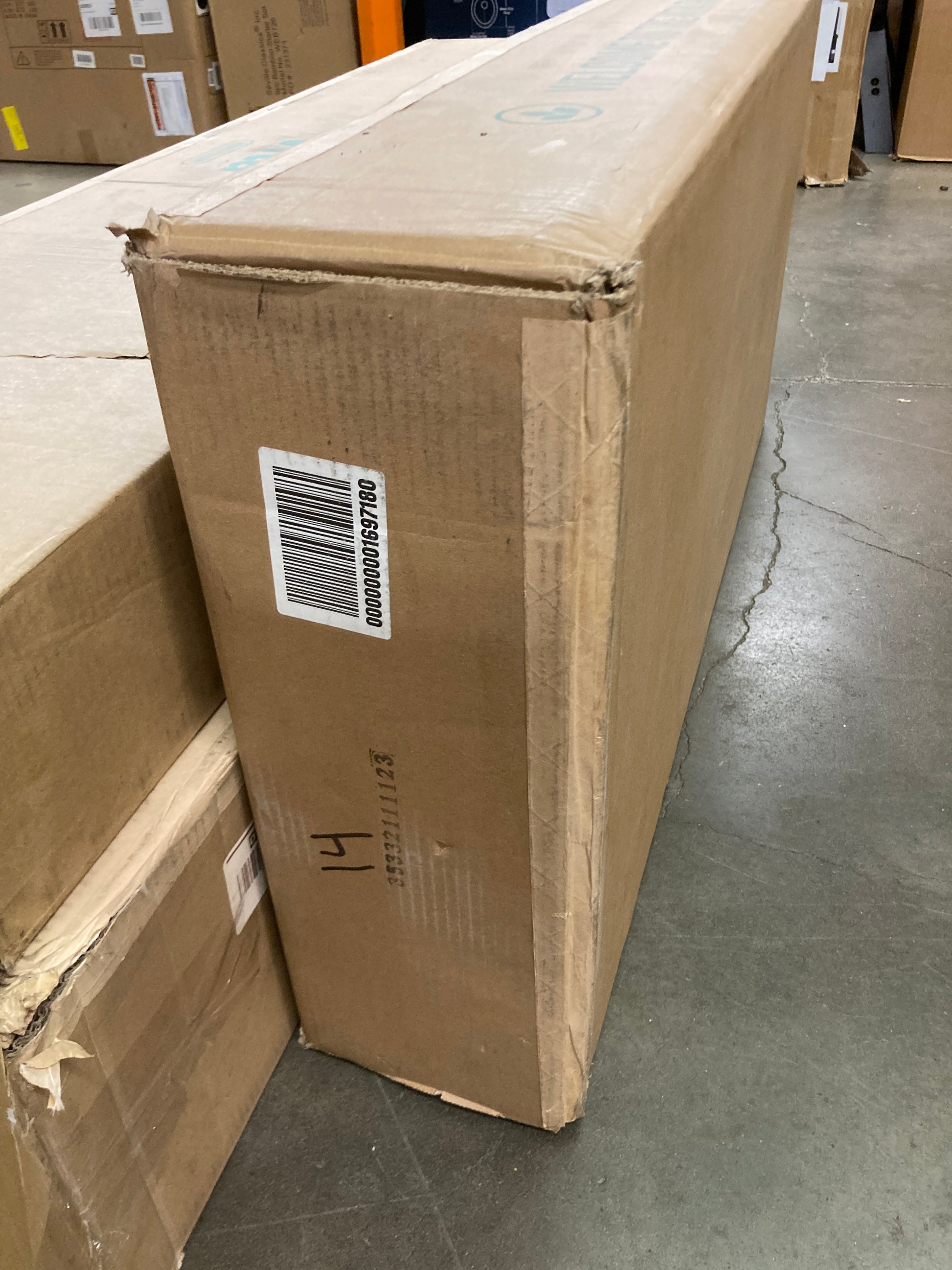 Costco - Vita Urbana 11' Parklette Planter Combo with Trellis - Retail $799 Default Title