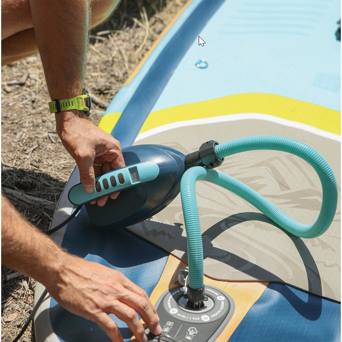 NEW - Body Glove Performer 11' Inflatable Stand-Up Paddle Board Package