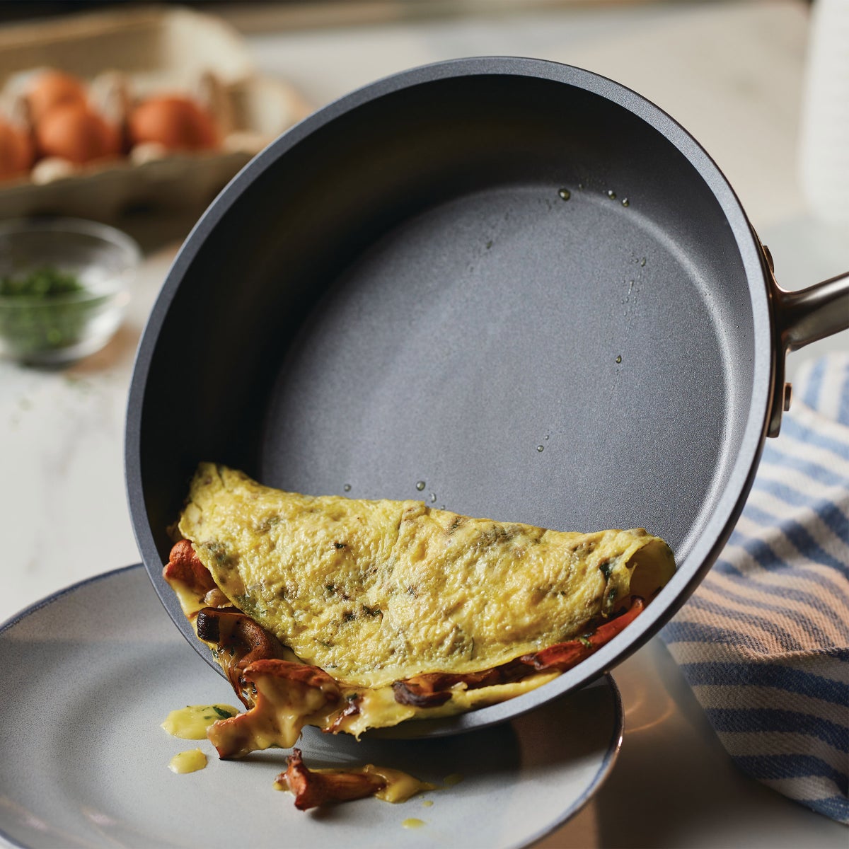 Anolon Accolade 10-piece Non-Stick Cookware Set - Retail $250