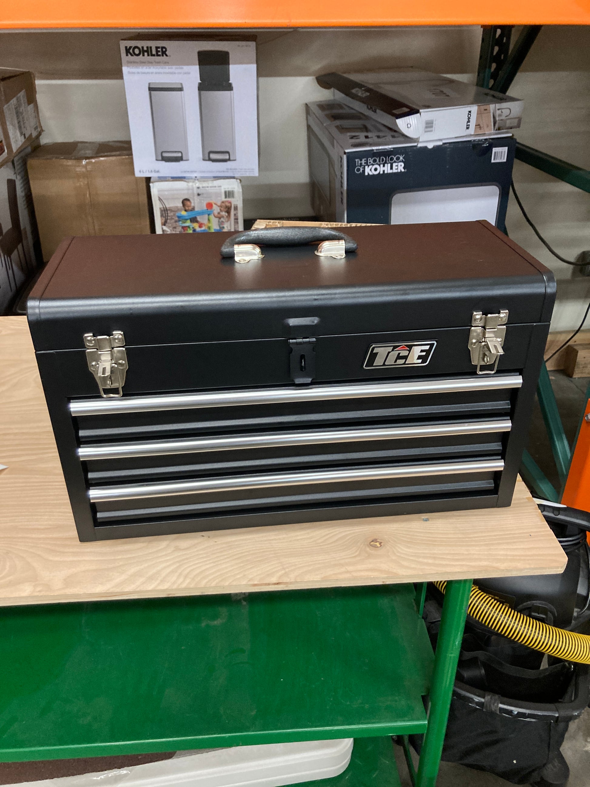 TORIN 20" TOOL BOX P=18 Default Title