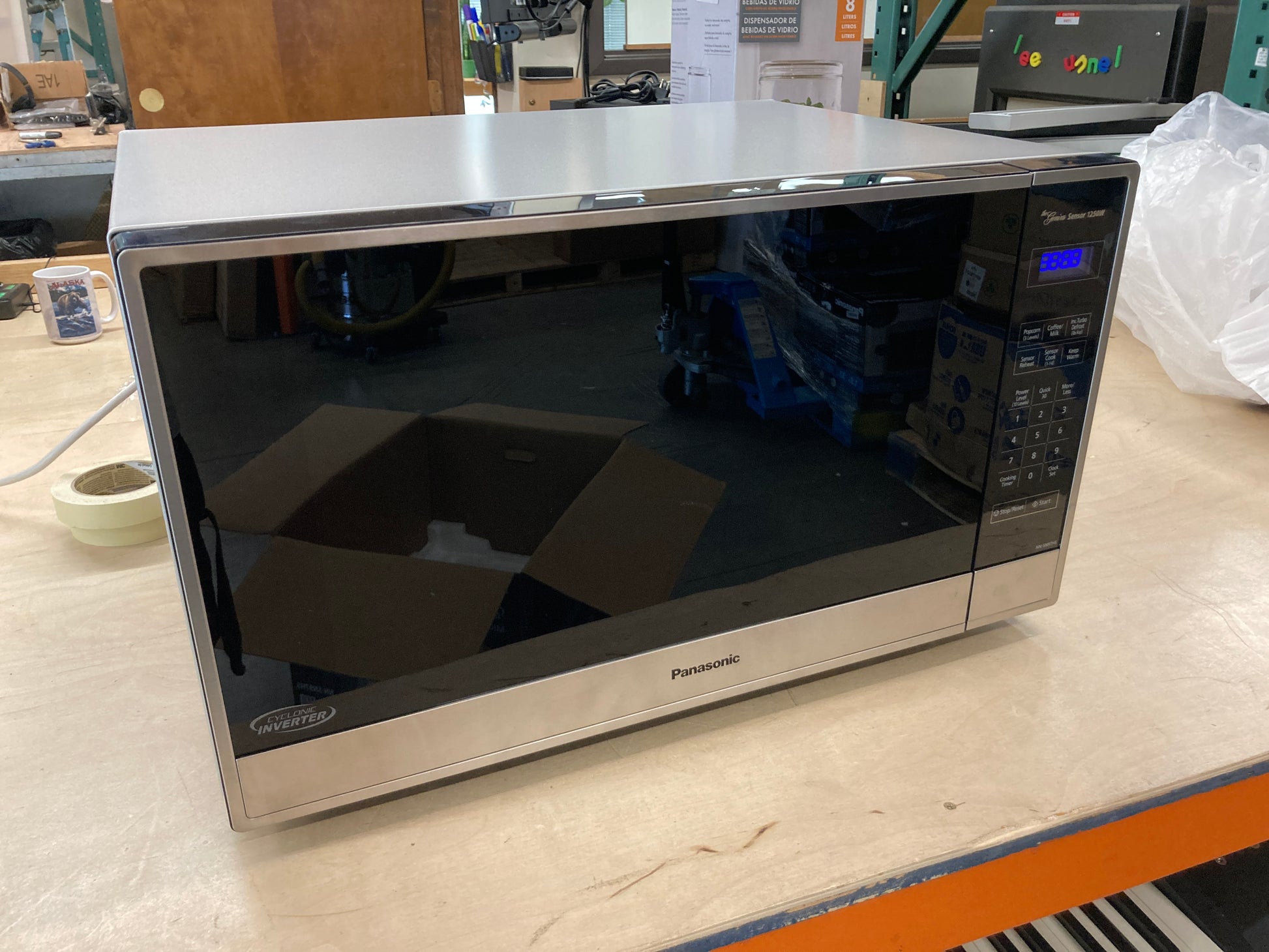 Panasonic Family Size 2.2CuFt Countertop Microwave Oven with Cyclonic Inverter Technology NN-SN97HS Default Title