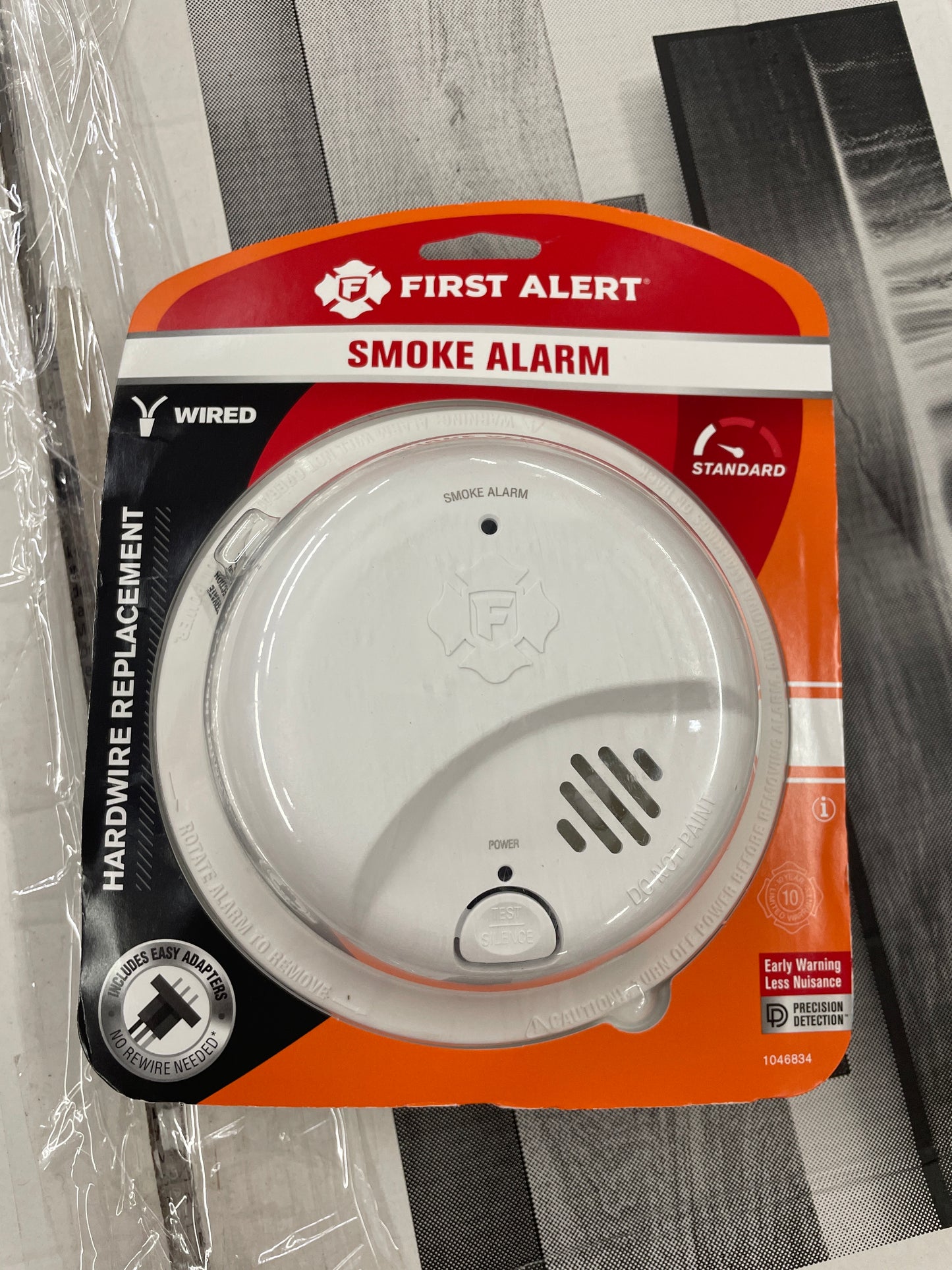 First Alert Hardwired (with Battery Back-up) Ionization Interconnected Smoke Detector