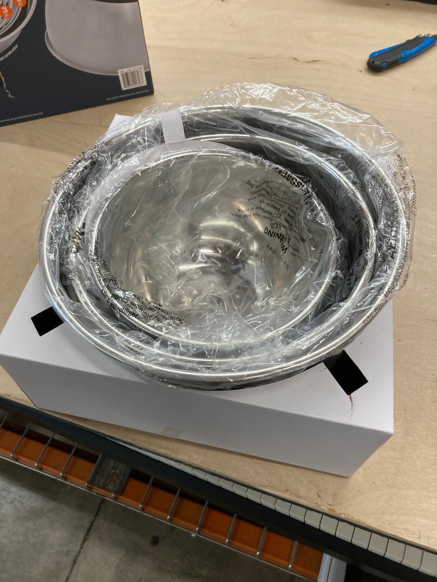 MIU Stainless Steel Mixing Bowls, Set of 3 - Retail $20 Default Title