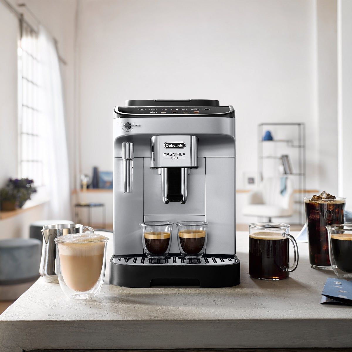 De'Longhi Magnifica Evo Automatic Espresso Machine with Frother and Preset Recipes
