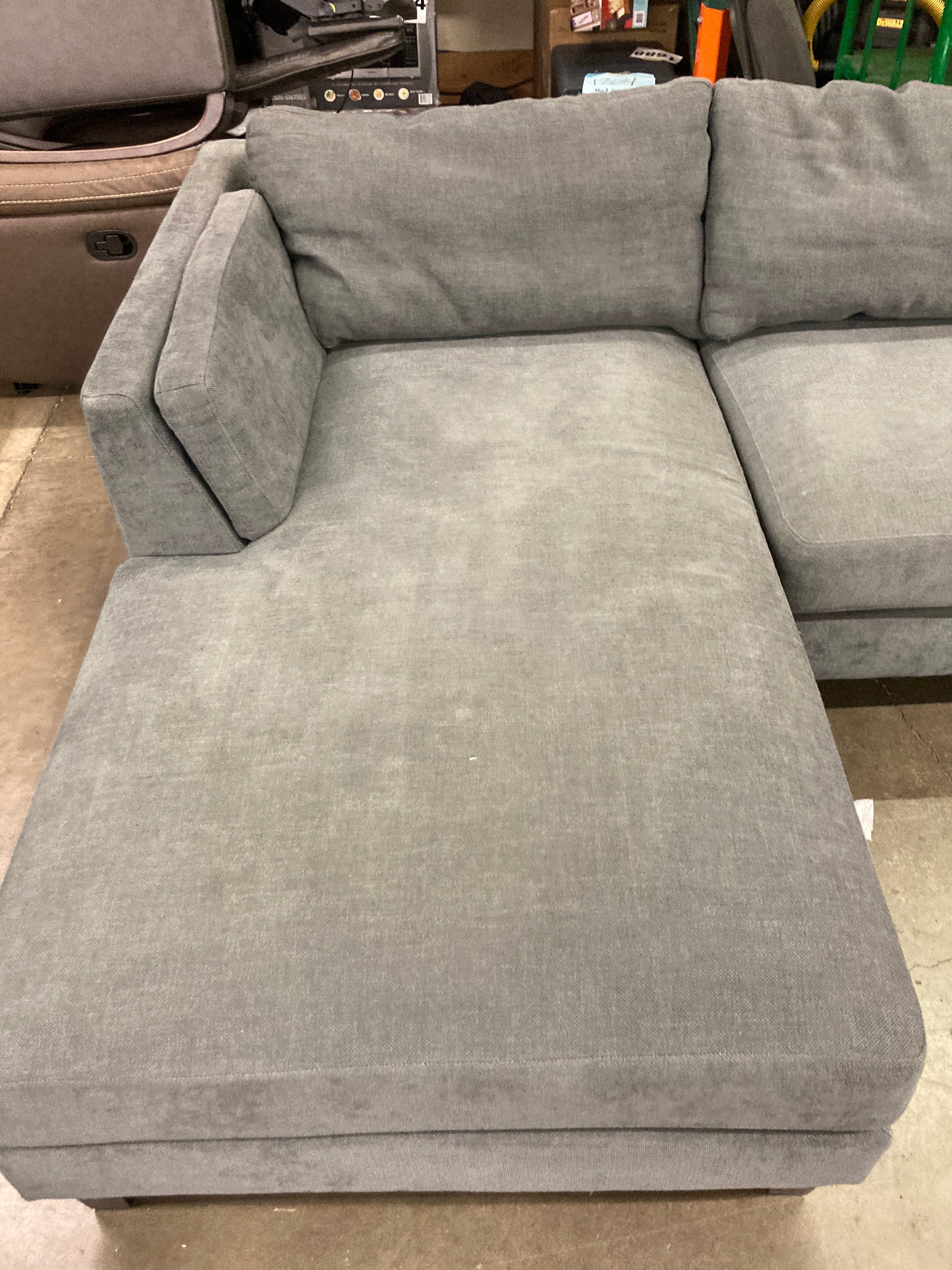 Costco - Ellery Fabric Sectional with Ottoman - Retail $799 Default Title