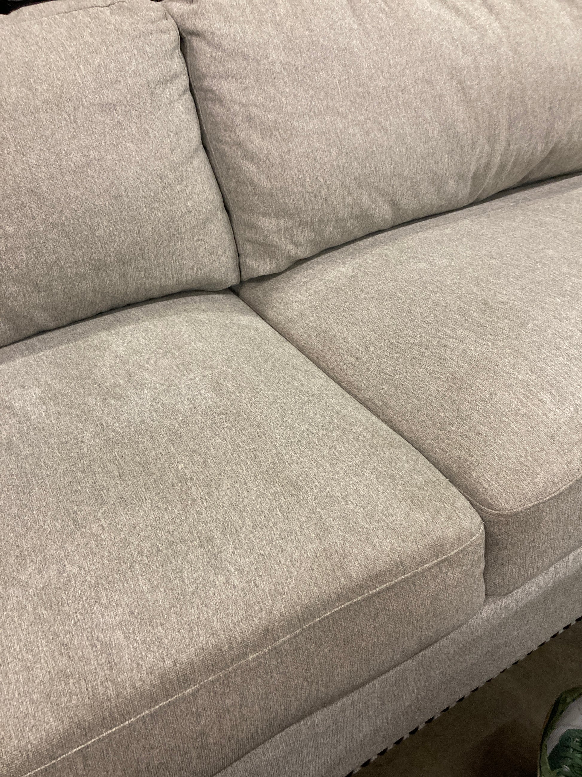 Costco - Thomasville Artesia Fabric Sectional with Ottoman - Retail $999 Default Title