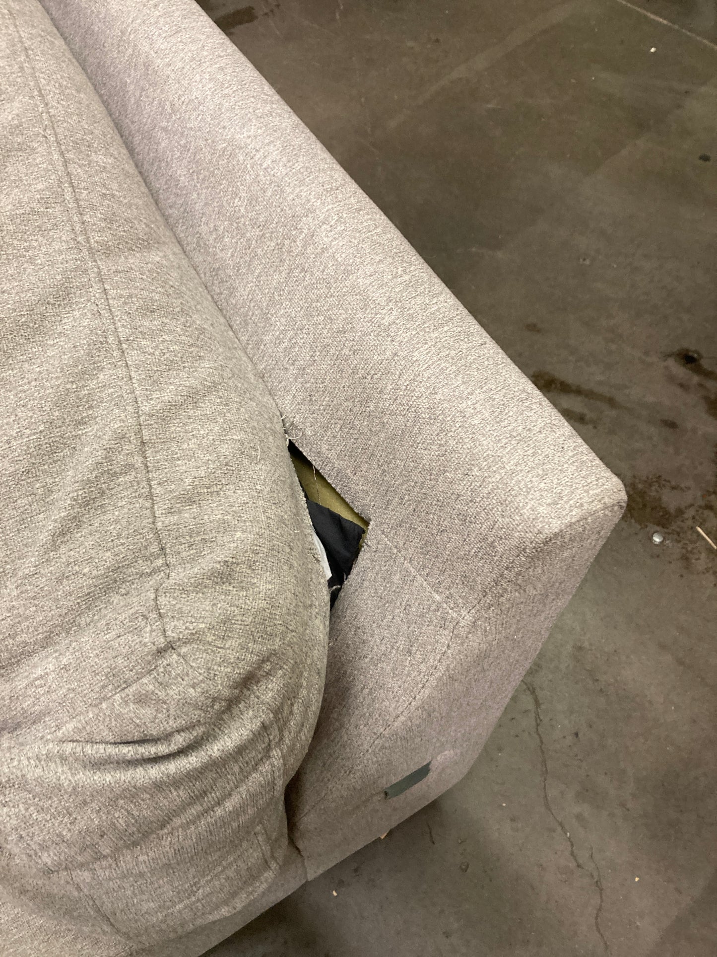 Costco - Thomasville Artesia Fabric Sectional with Ottoman - Retail $999