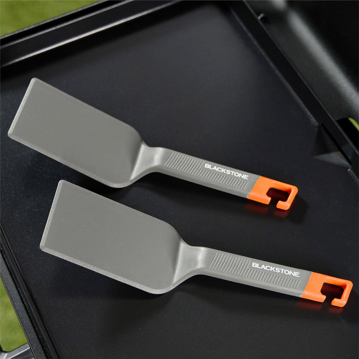 Blackstone 20in Camping Griddle Kit with Stand