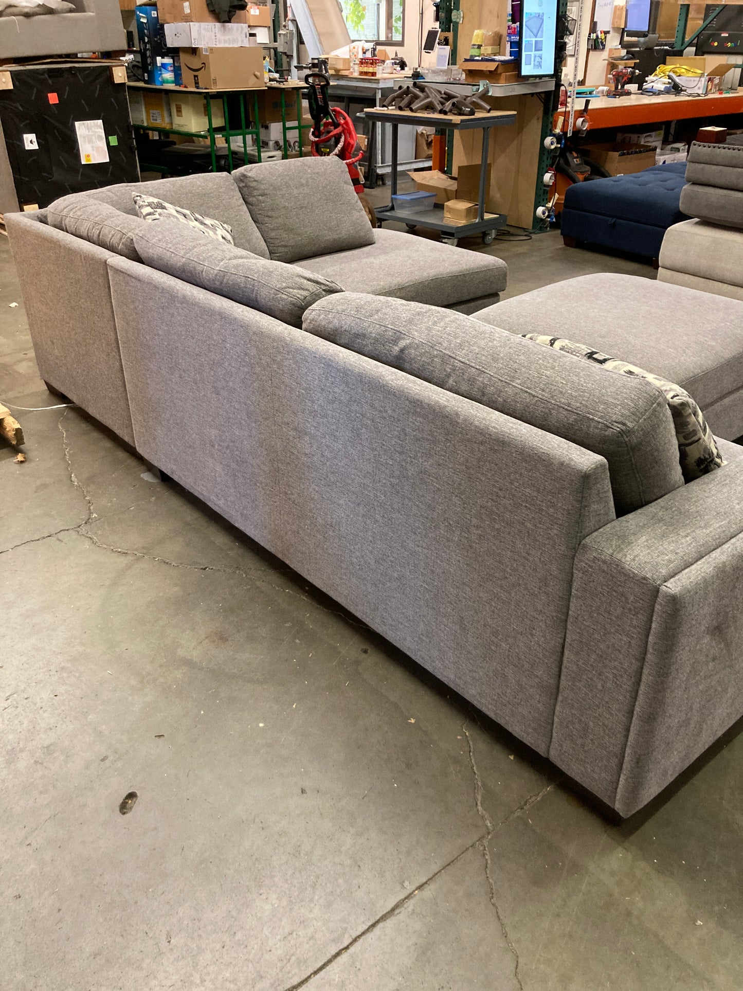 Costco - Maycen Fabric Sectional, Right Facing - Retail $1999
