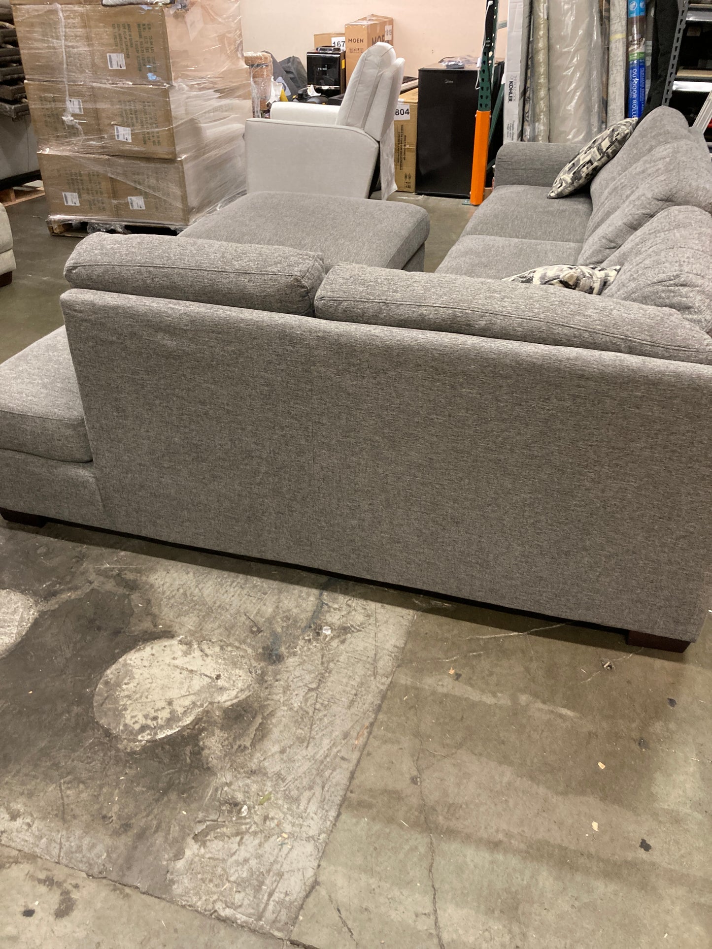 Costco - Maycen Fabric Sectional, Right Facing - Retail $1999