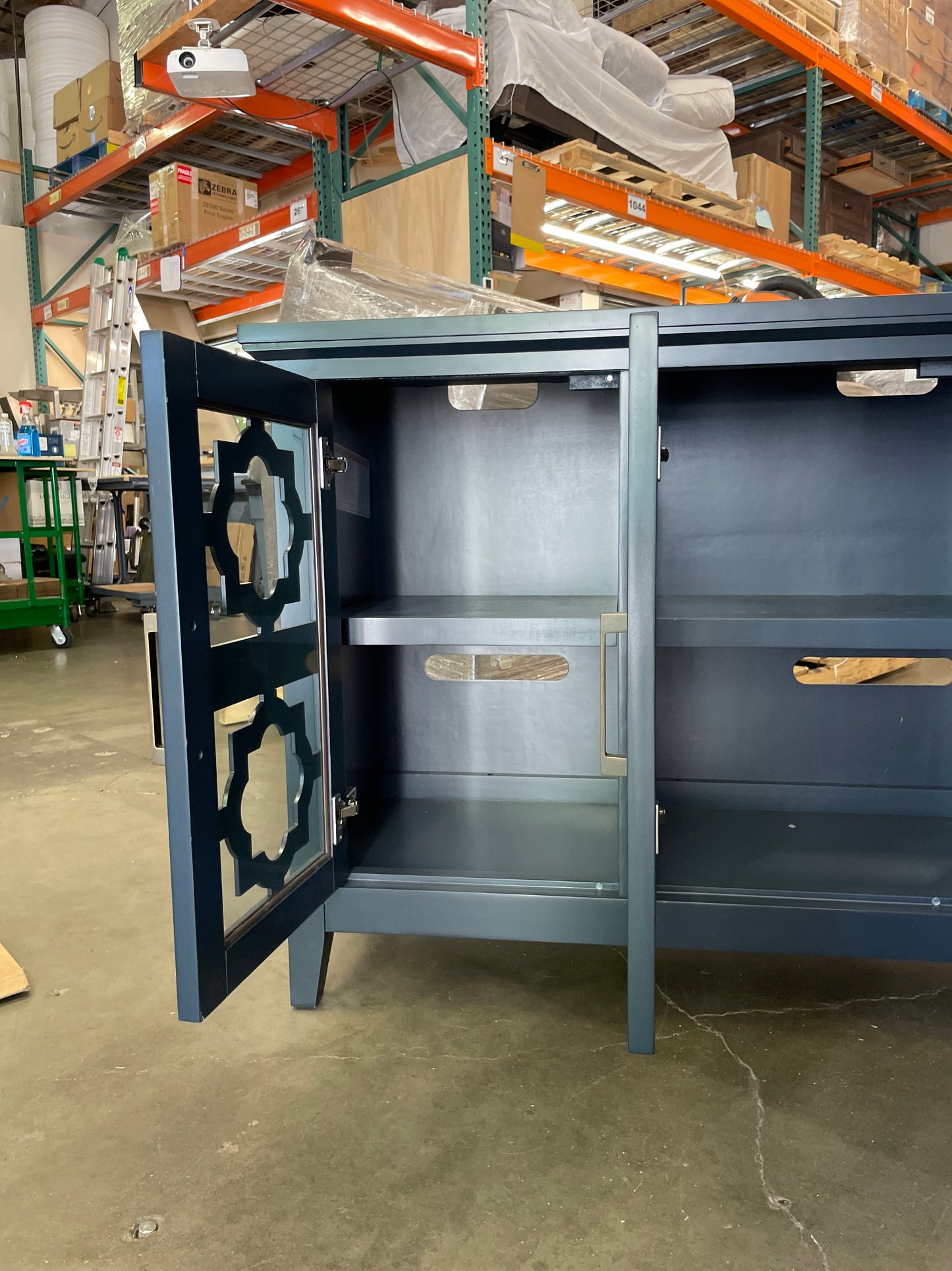 Costco - Westbury 70" Console - Retail $749