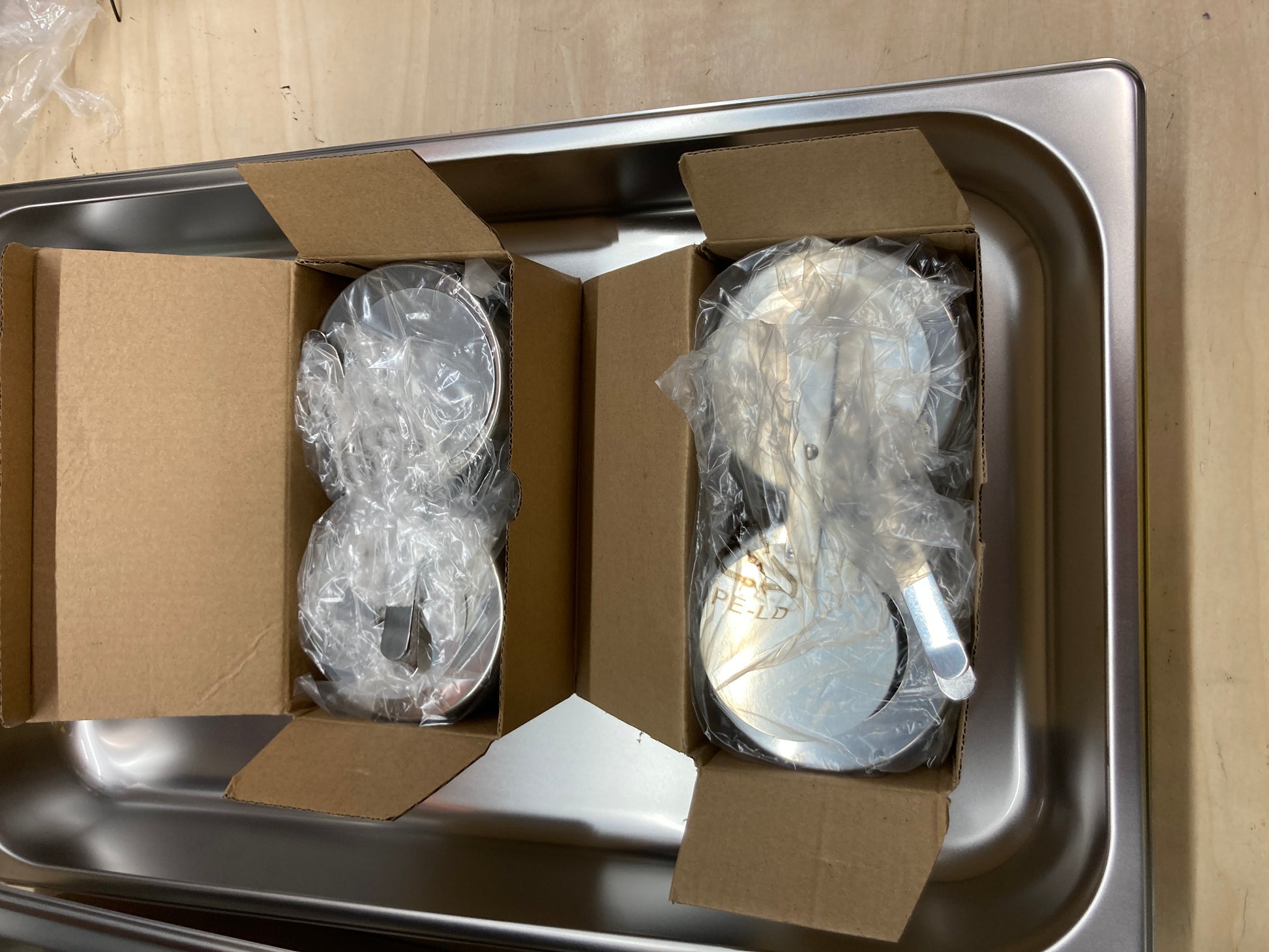 Costco - Winco Madison 8 Quart Full-Size Roll Top Chafer - Retail $109 Default Title