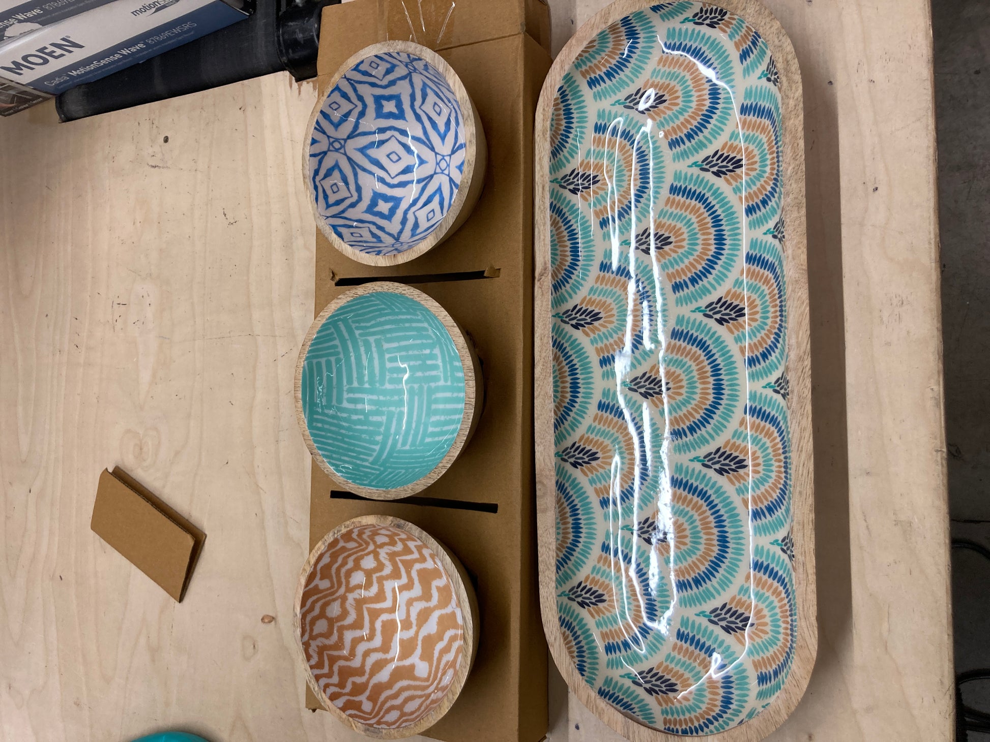 Costco - 4 Piece Bowls and Tray Set - Retail $24 Default Title