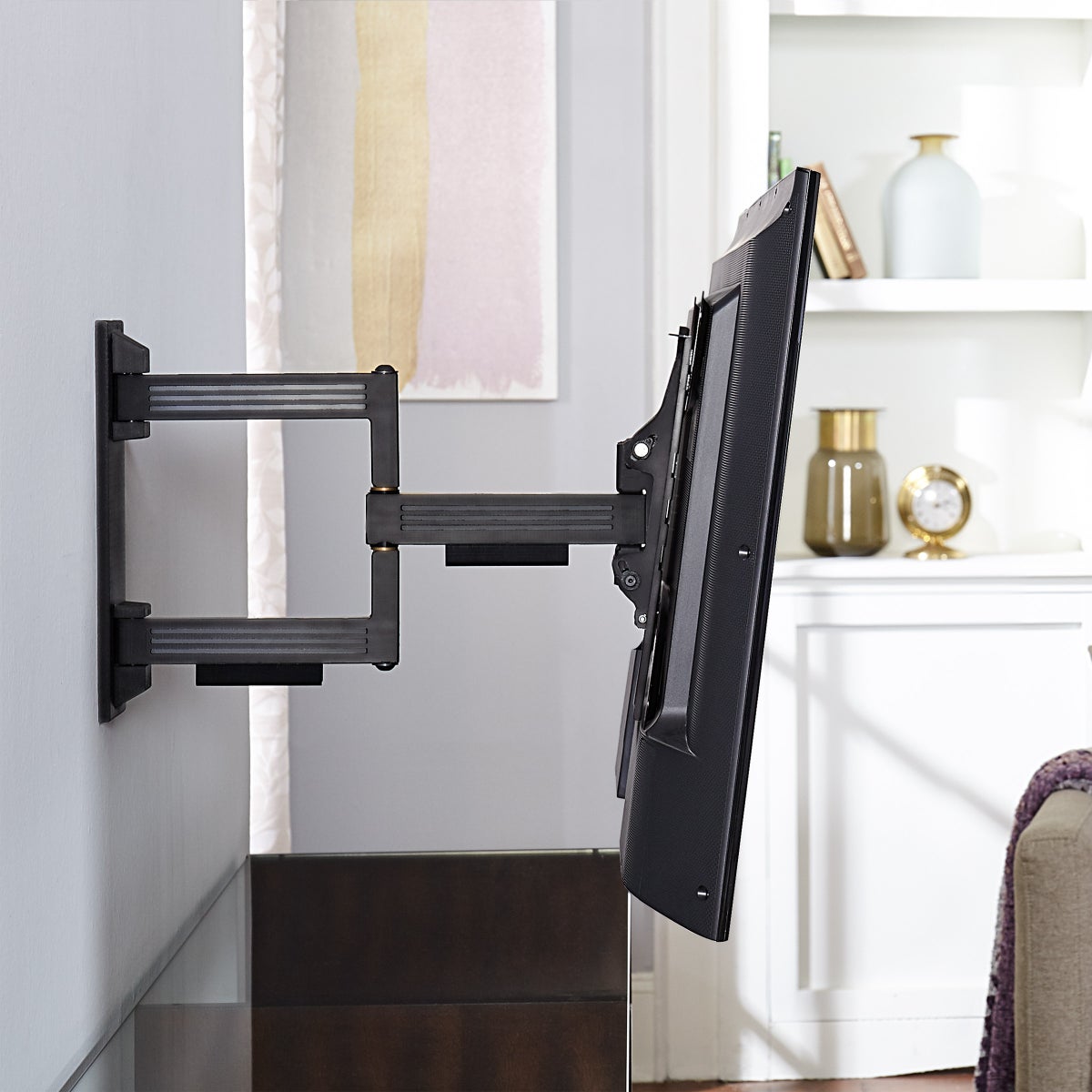 NEW - SANUS Simplicity 22" - 55" Full-Motion TV Mount
