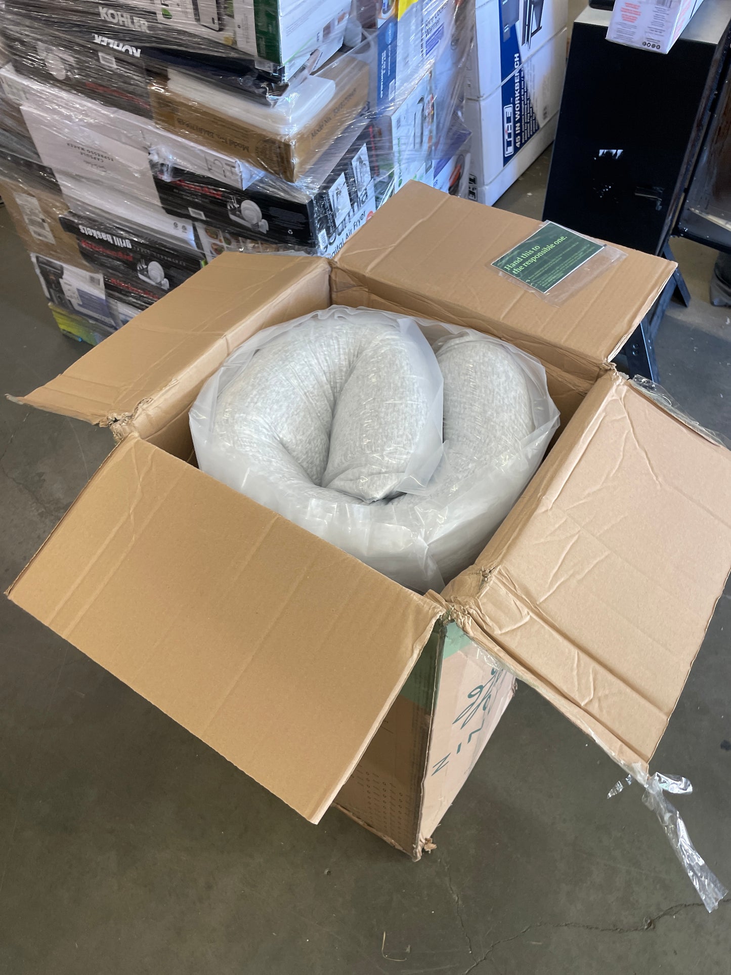 NEW - Zinus 10 Inch Ultima Memory Foam Mattress / CertiPUR-US Certified, Queen,White - Retail $409 Default Title