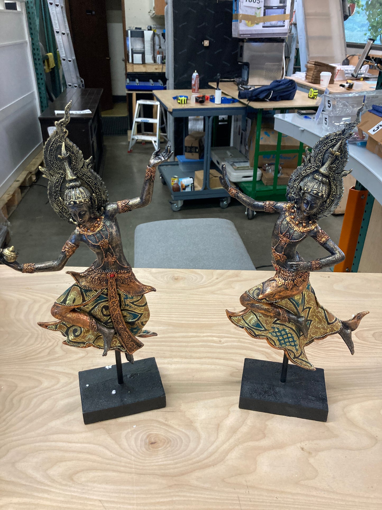 Design Toscano Thai Teppanon Temple Dancer Statues Default Title