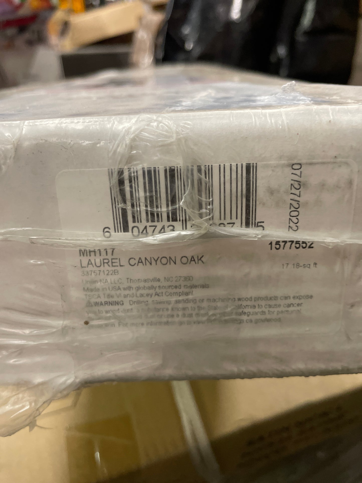 Costco - 6 Boxes - Mohawk Home Laurel Canyon Oak Waterproof Laminate 12mm Thick Plank With 2mm Attached Pad - Retail $276 Default Title