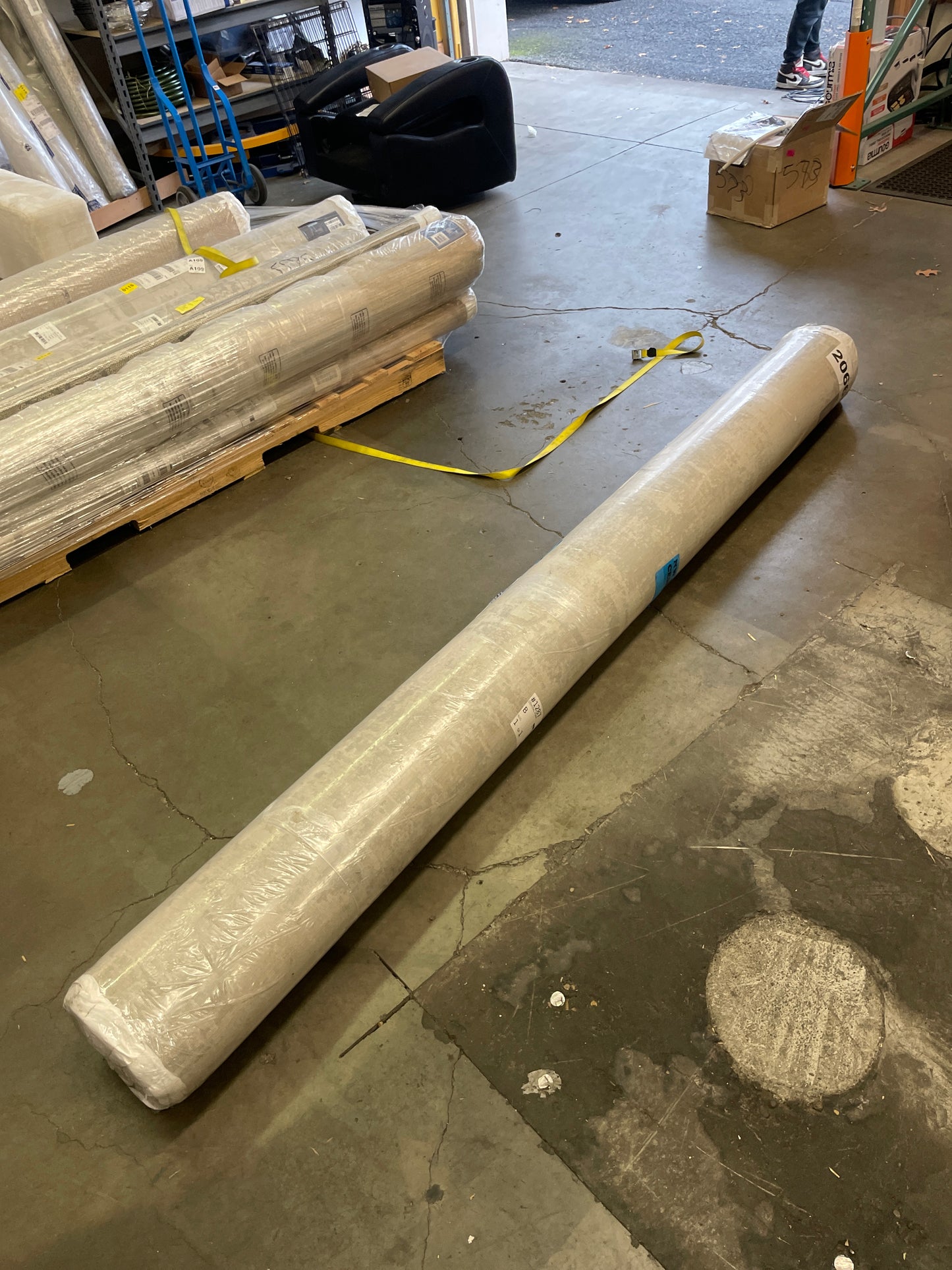 NEW - Costco - Thomasville Timeless Classic Rug Collection 8' 9" x 13' 1", Otello Gray - Retail $449