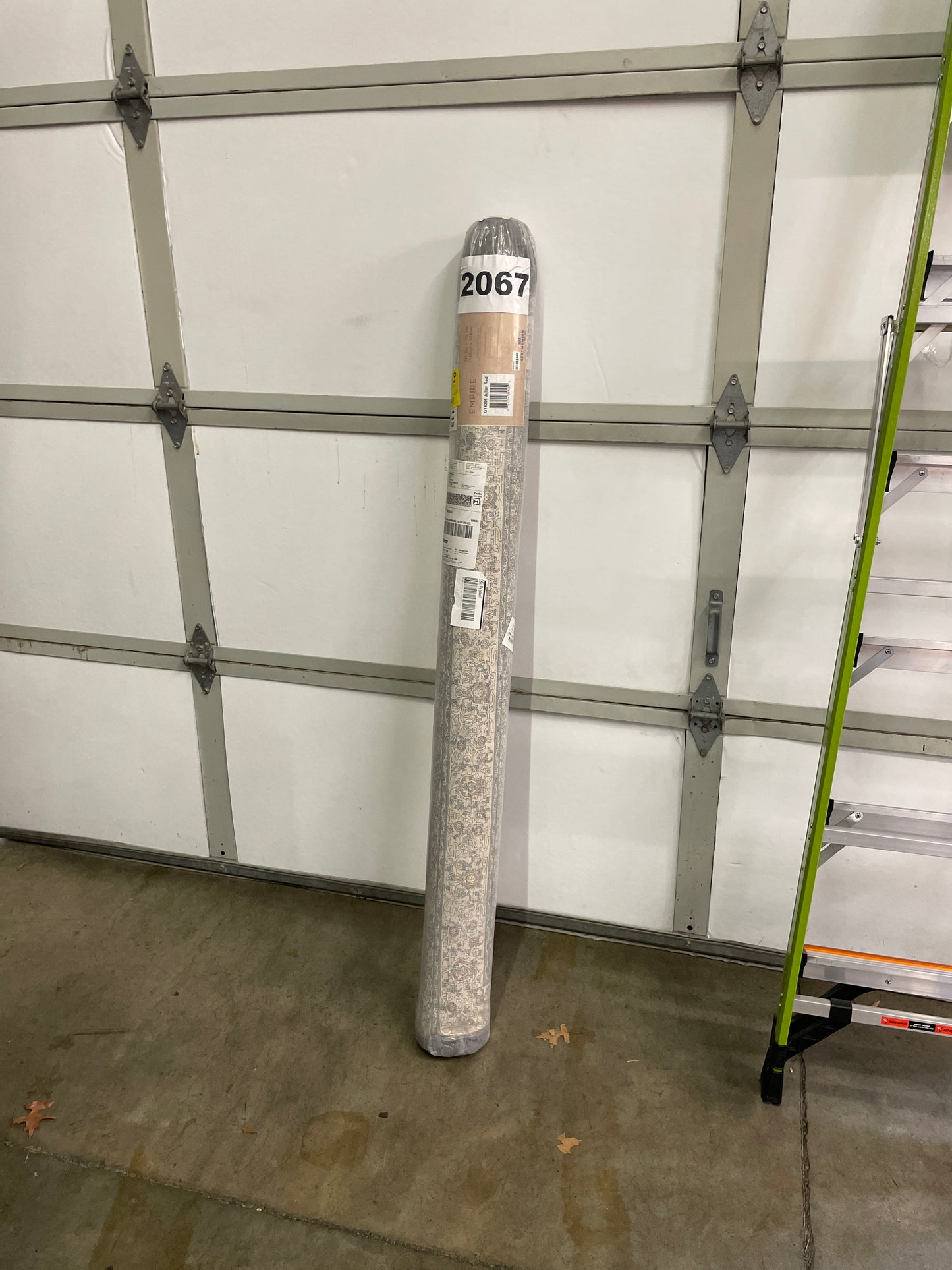 NEW - Costco - Empire Rug Collection, 5 ft. 3 in. x 7 ft. 5 in. Julian - Retail $349