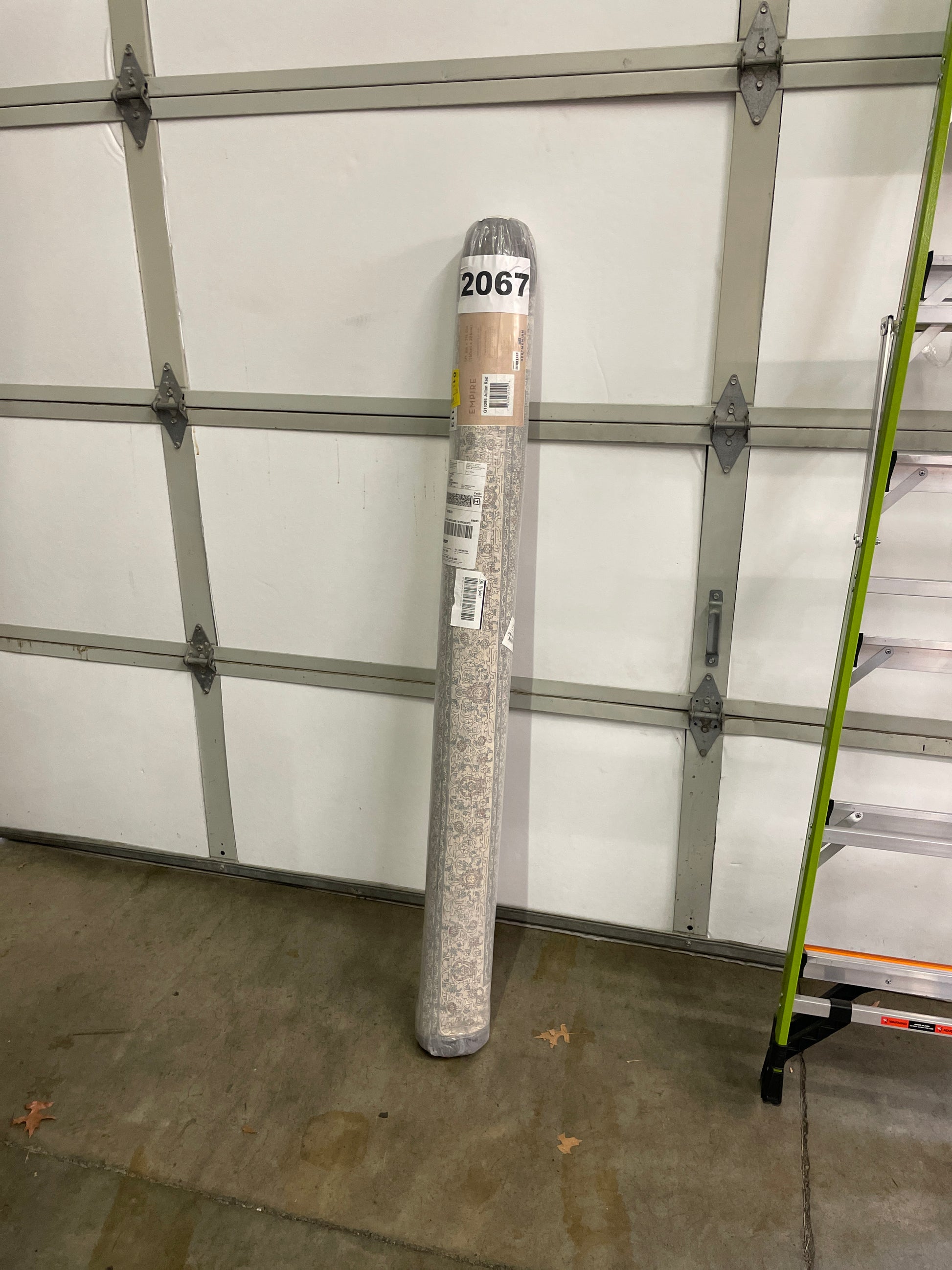 NEW - Costco - Empire Rug Collection, 5 ft. 3 in. x 7 ft. 5 in. Julian - Retail $349