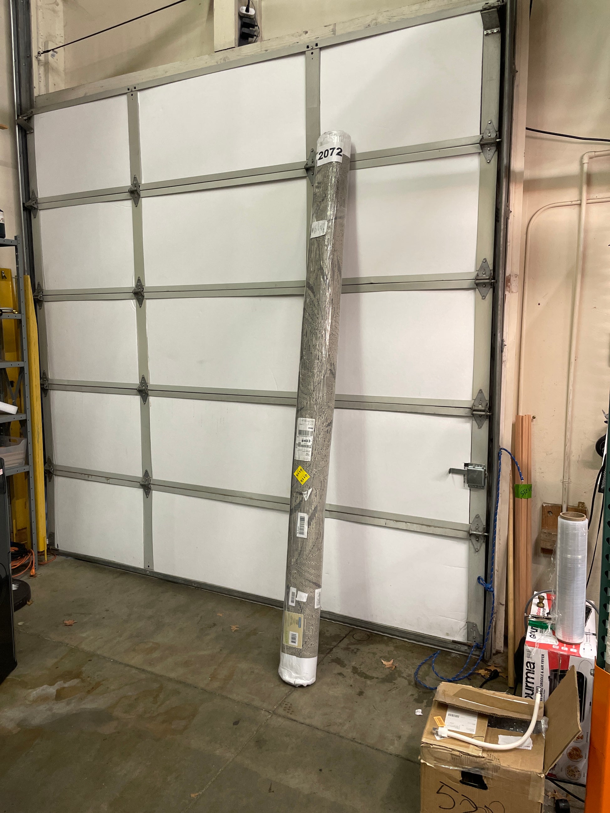 NEW - Costco - Naples Indoor/Outdoor Area Rug, Palm Border 7'10" x 13' - Retail $159