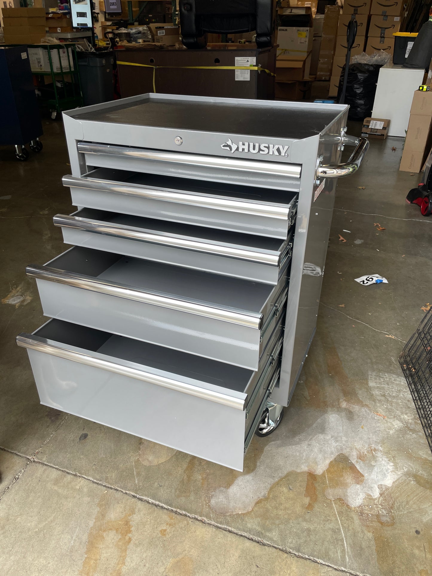 NEW IN BOX - Husky 27" 5-Drawer Tool Chest in Glossy Gray - Retail $399