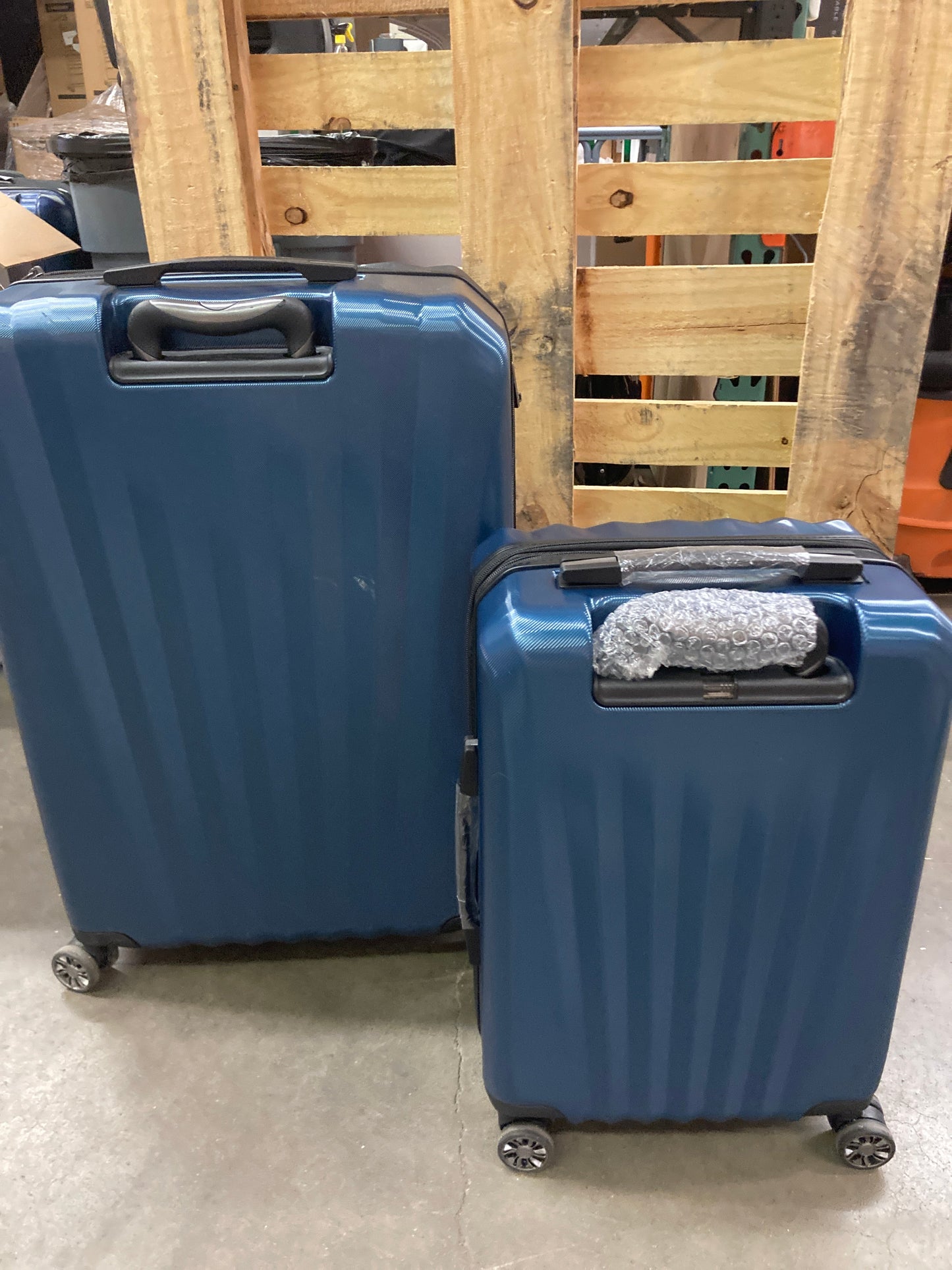 Costco - Ricardo Beverly Hills Windsor 2 Piece Luggage Set Graphite - Retail $179 Default Title