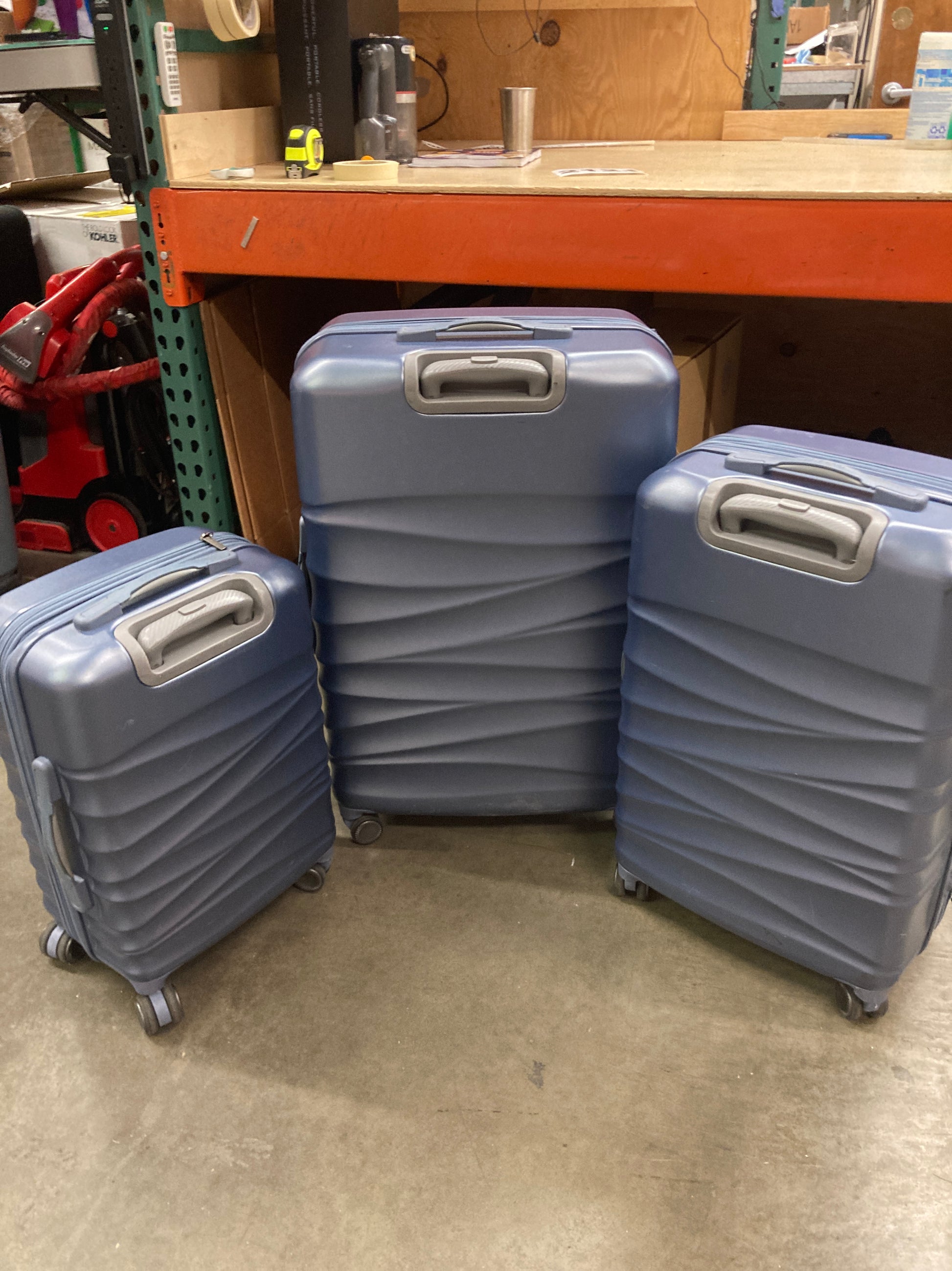 Costco - American Tourister Tranquil 3-piece Hardside Set - Retail $229 Default Title