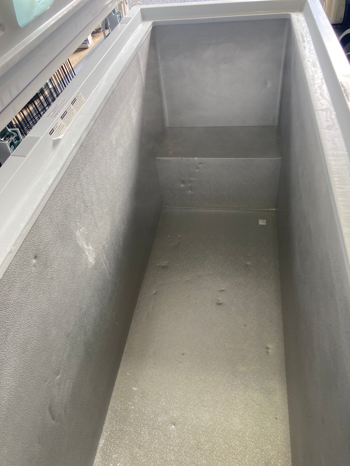 GE 15.7 cu. ft. Chest Freezer, Garage Ready - Retail $799 Default Title