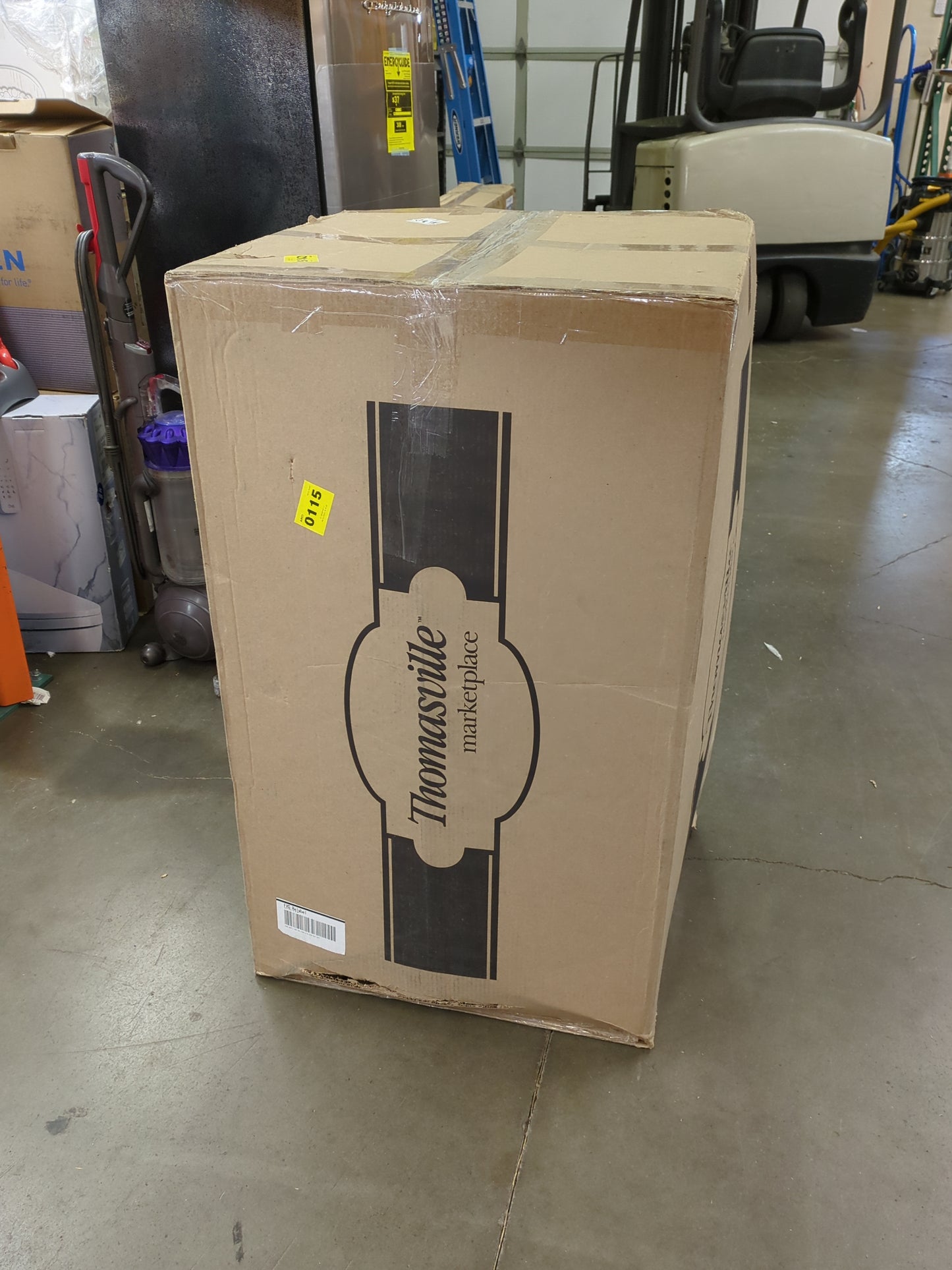 NEW - Costco - Thomasville Marketplace Luxury Shag Rugs, Tan, 9' 5" x 13' - Retail $499