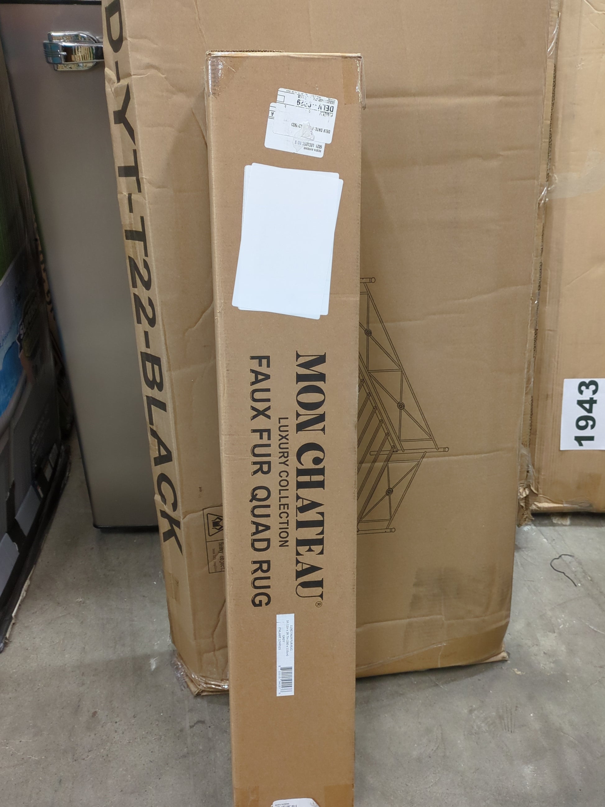 Costco - Mon Chateau Luxe Faux Fur 3’7” x 5’11” Rug - Retail $69