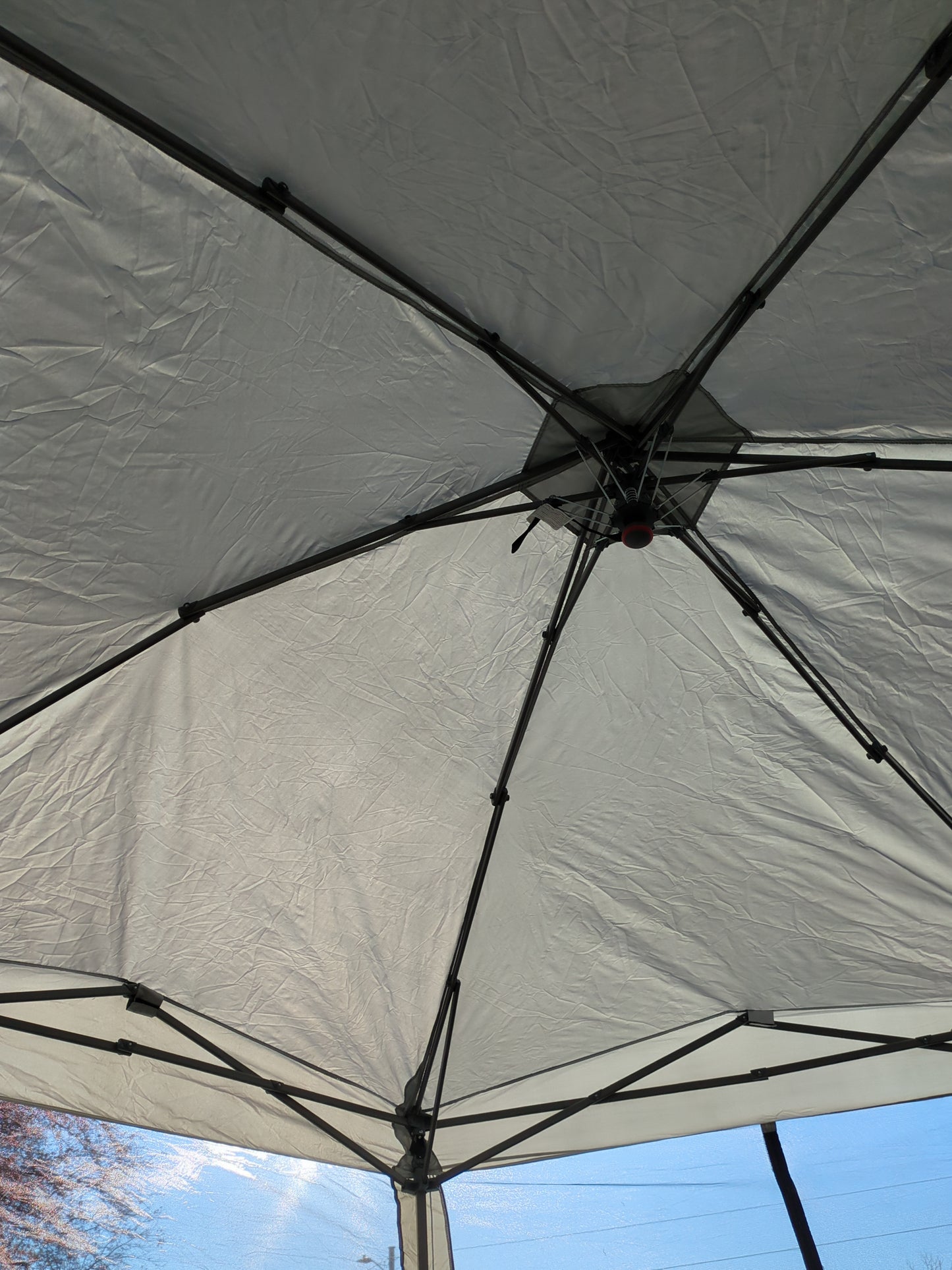 Costco - Coleman 12 x 10 Screened Canopy Sun Shelter - Retail $199