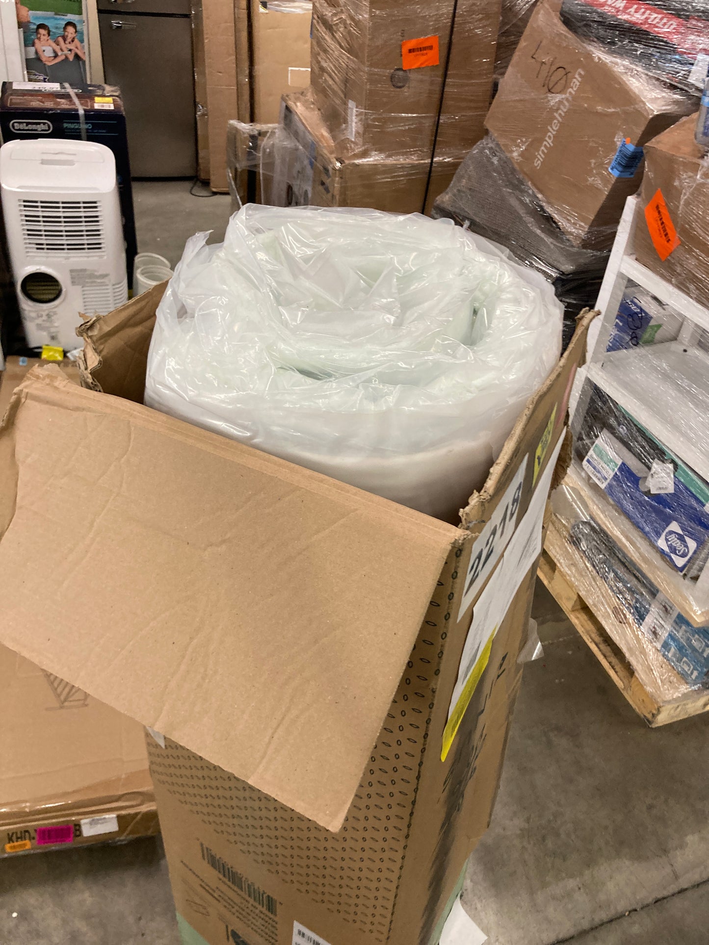 Zinus 12 Inch Foam and Spring Mattress / CertiPUR-US Certified Foams / Mattress-in-a-Box, Queen Default Title