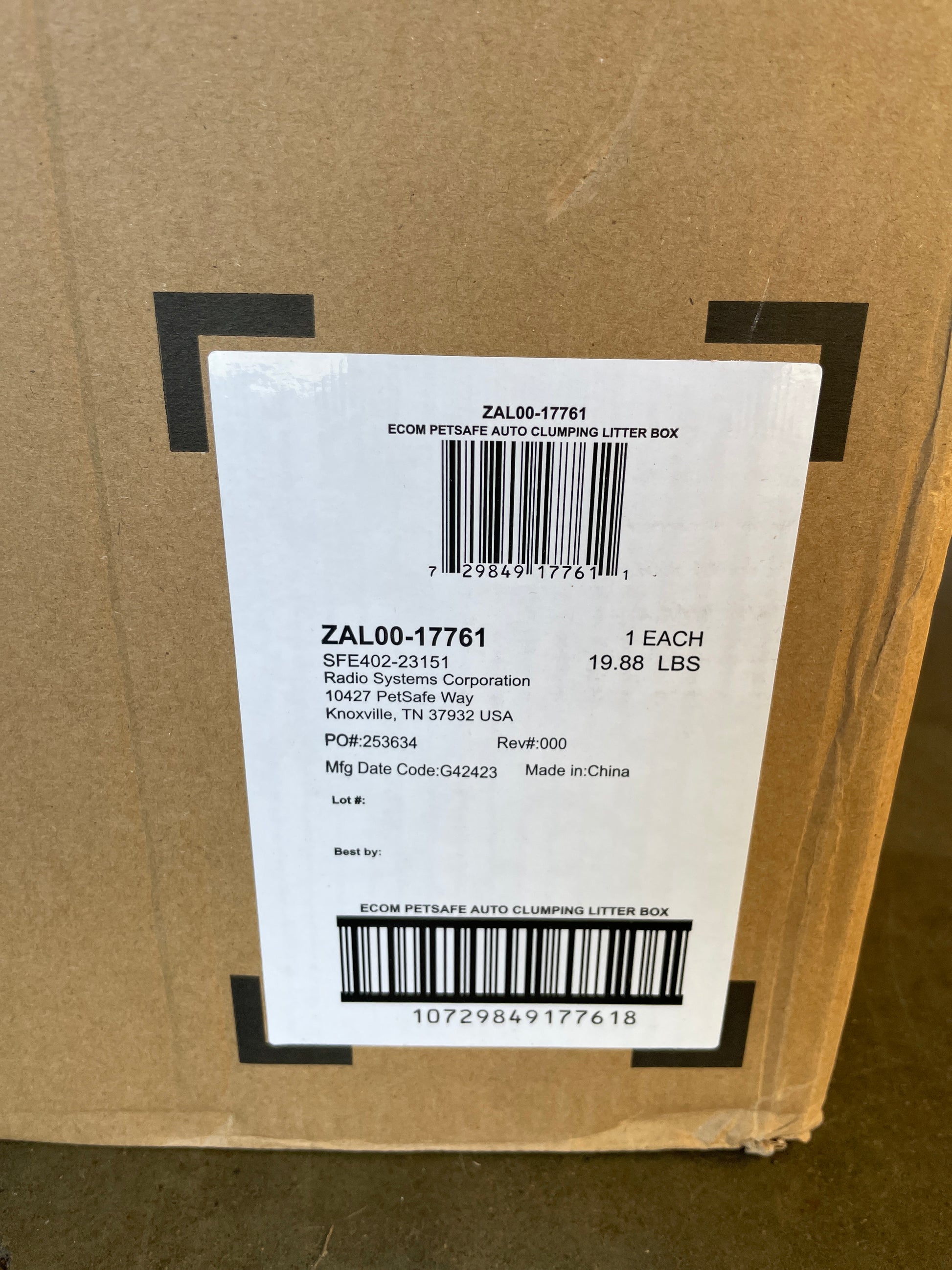 PetSafe ScoopFree Clumping Self-Cleaning Litter Box for Clumping Litter, Superior Odor Control, Never Scoop Litter Again, For Single and Multi-Cat Households - Retail $279