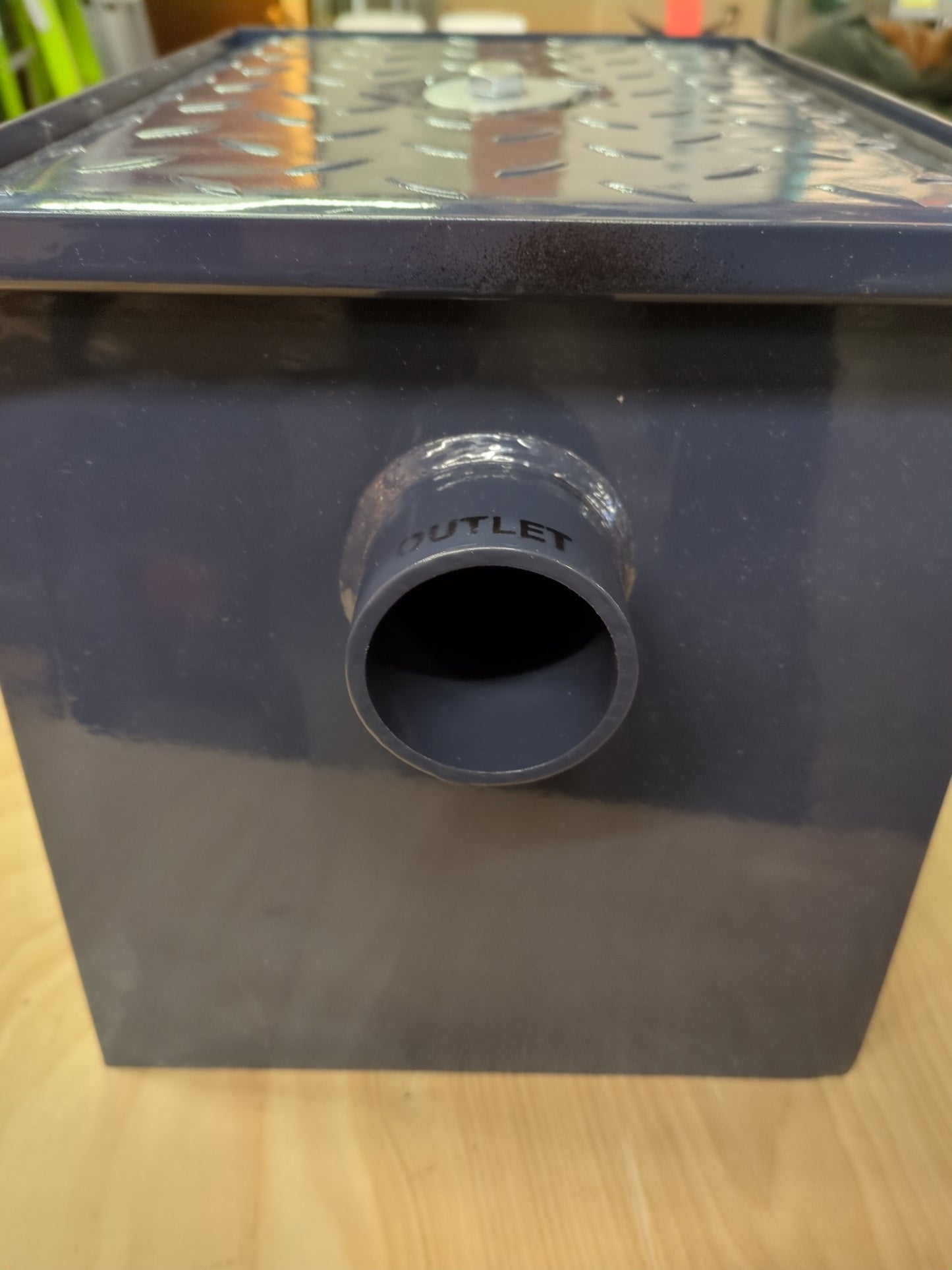 John Boos GT-8 Carbon Steel Grease Interceptor, 14.2" Long by 11.2" Tall by 10.5" Wide, 8 lbs Grease Capacity - Retail $171