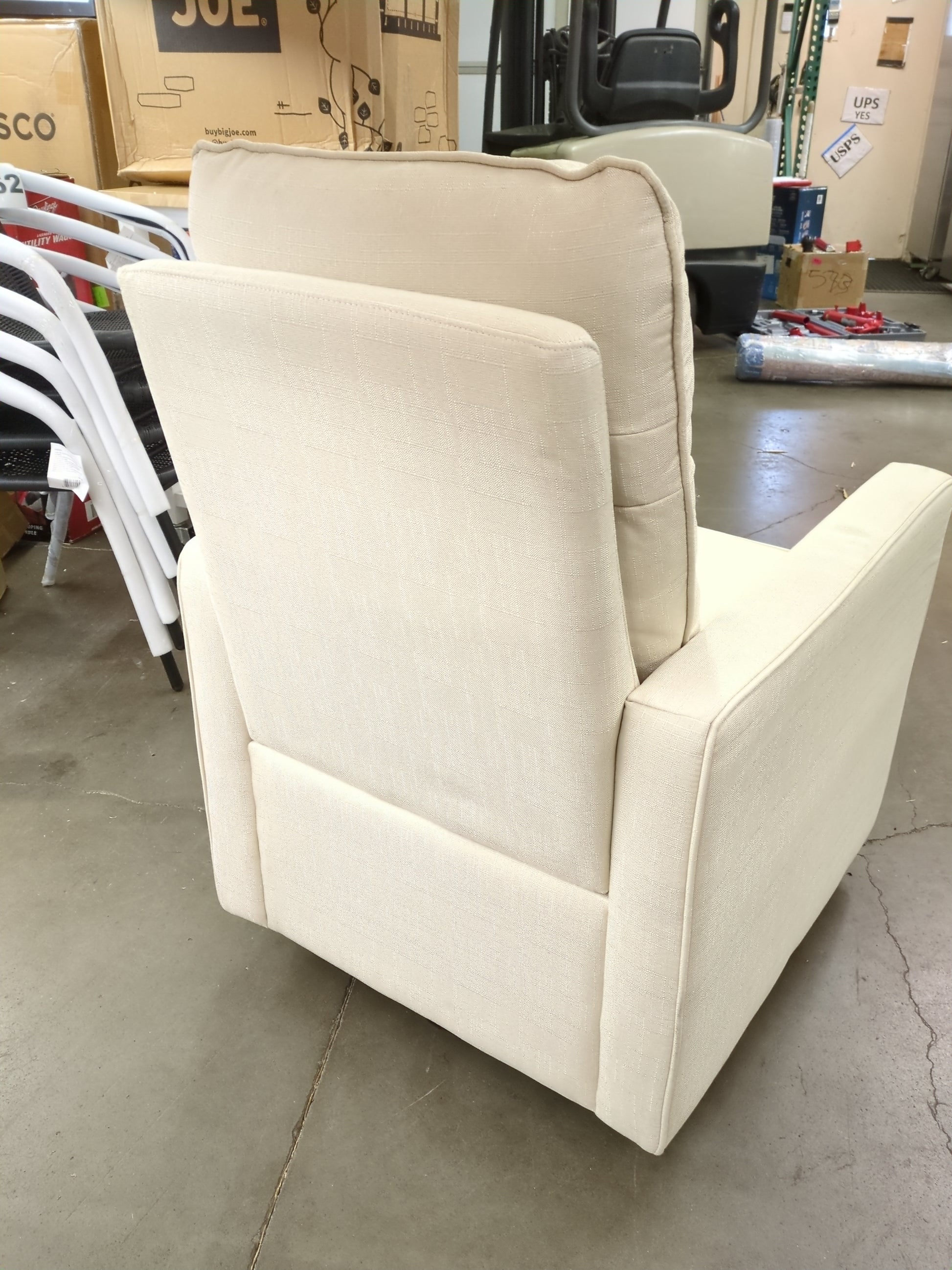 DaVinci Gabby Pillowback Swivel Glider in Natural Oat, Greenguard Gold & CertiPUR-US Certified - Retail $299