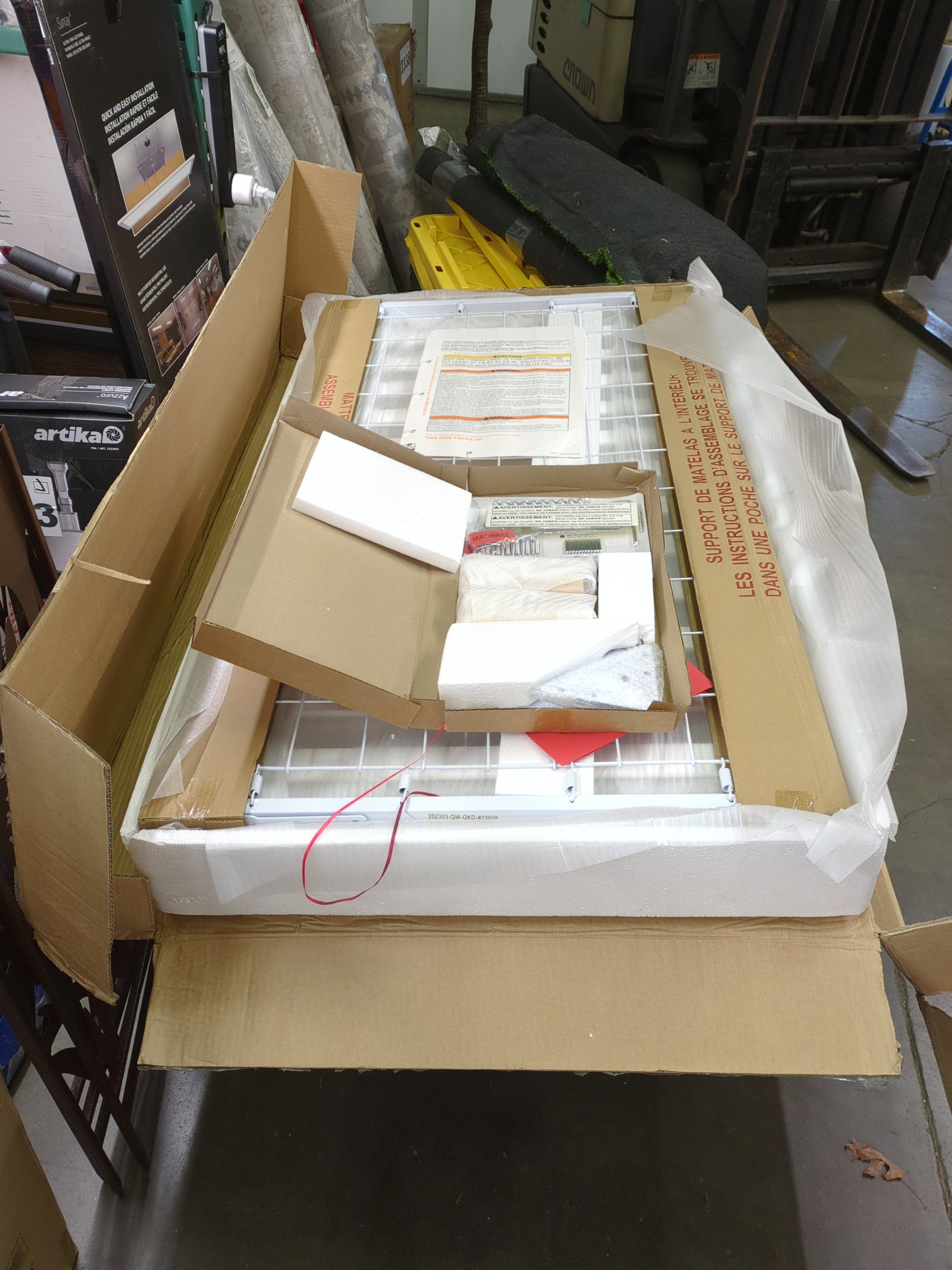 Delta Children Essex 4-in-1 Convertible Baby Crib, Bianca White with Natural Legs - Retail $174