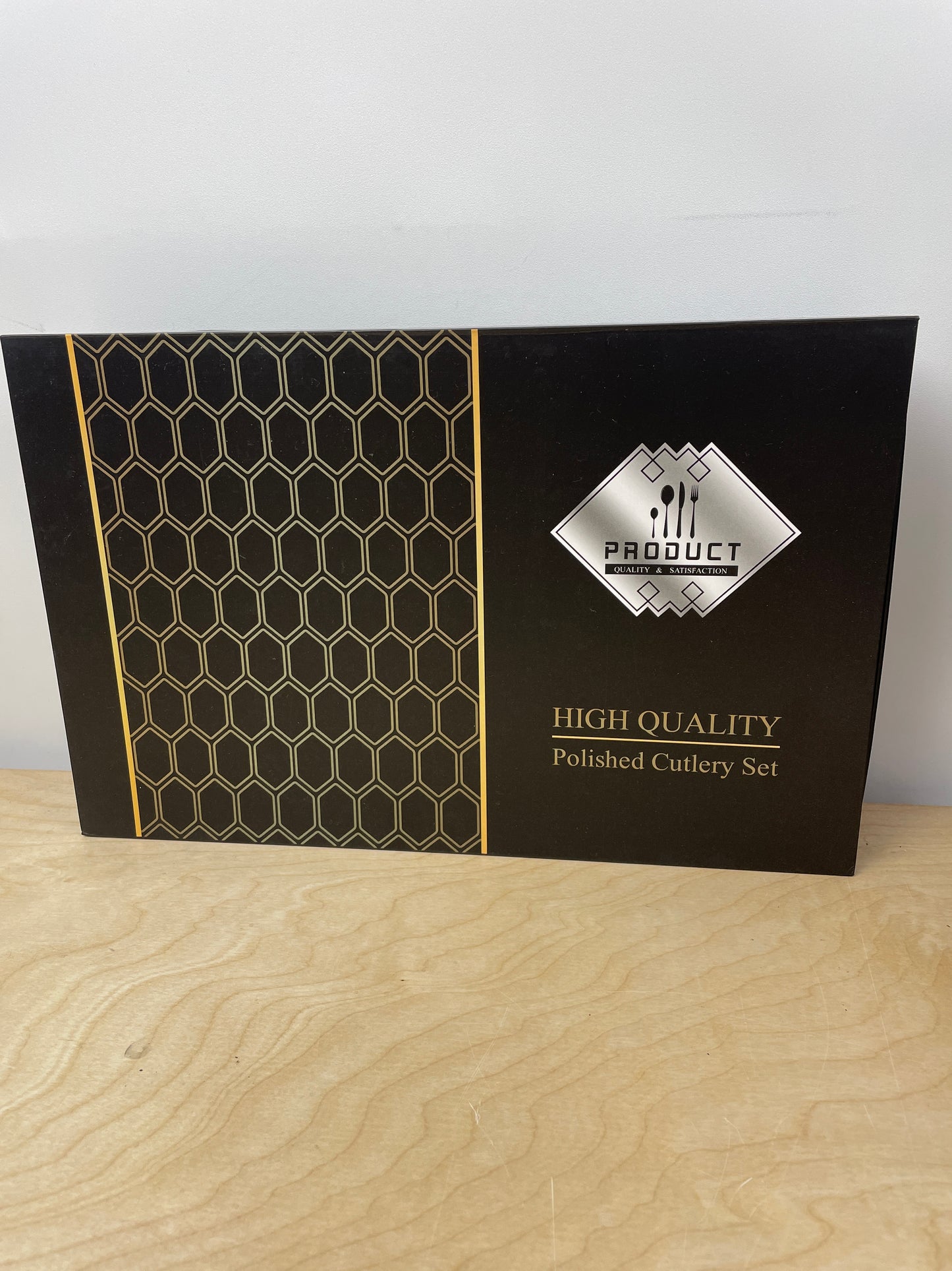 24 Piece Cutlery Set - Gold